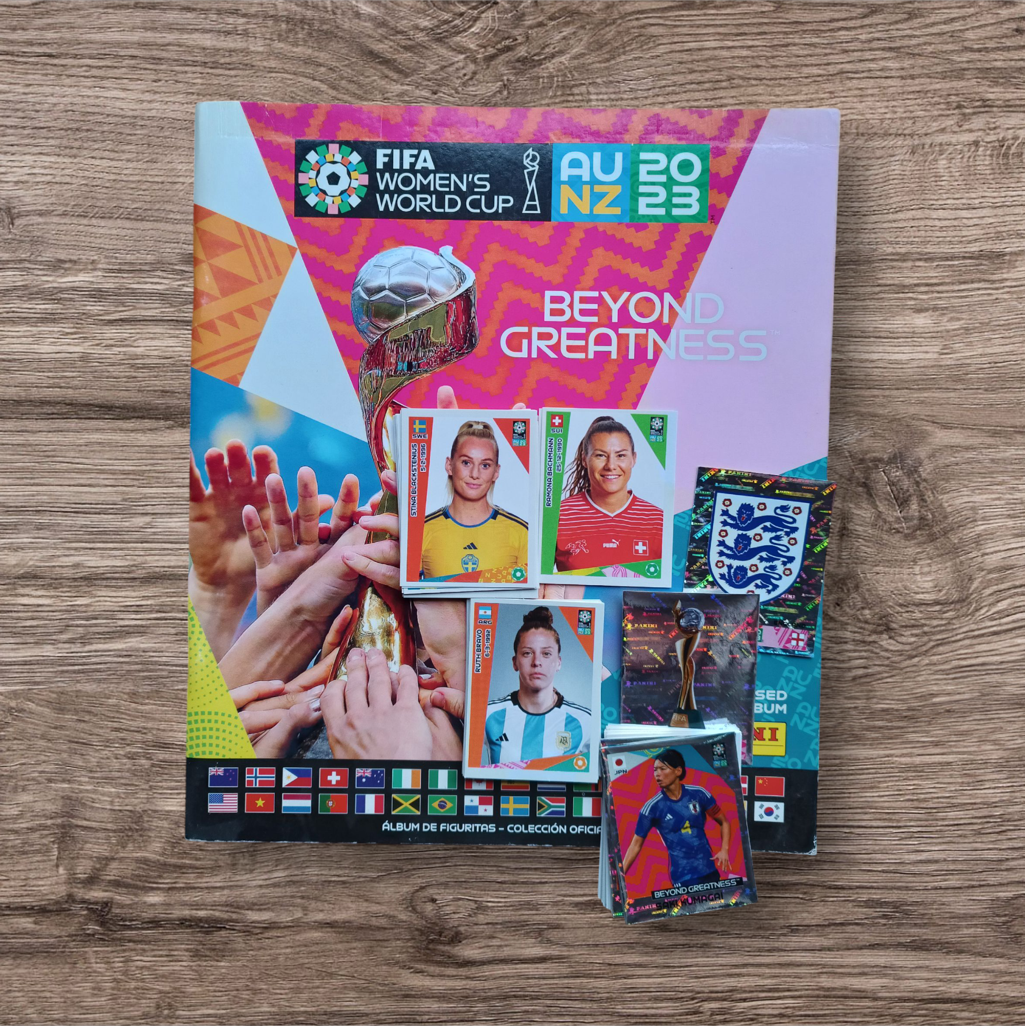 Álbum + 53 figuritas Mundial Femenino 2023