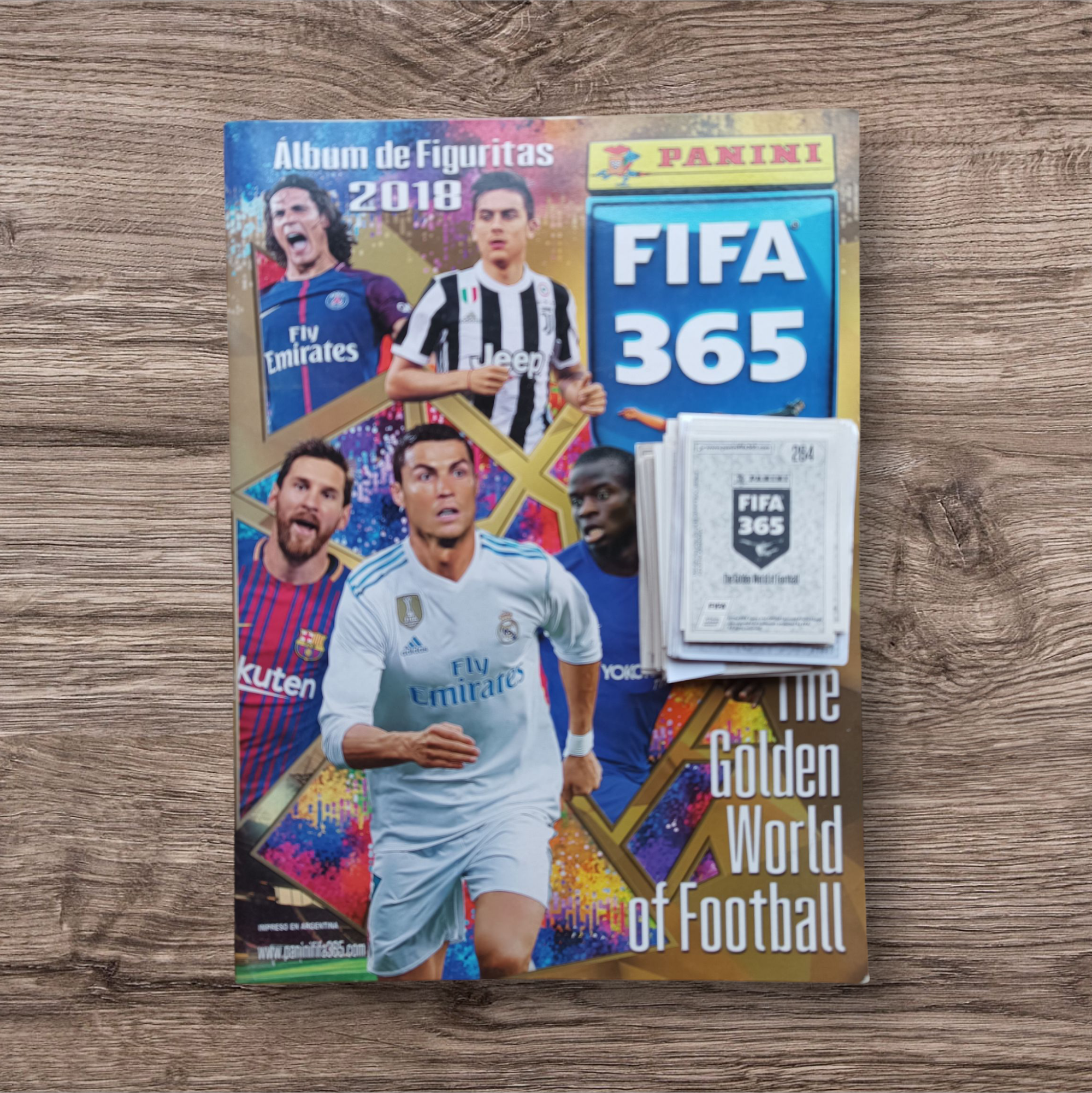 Álbum + 84 figuritas sin repetir FIFA 365 2018