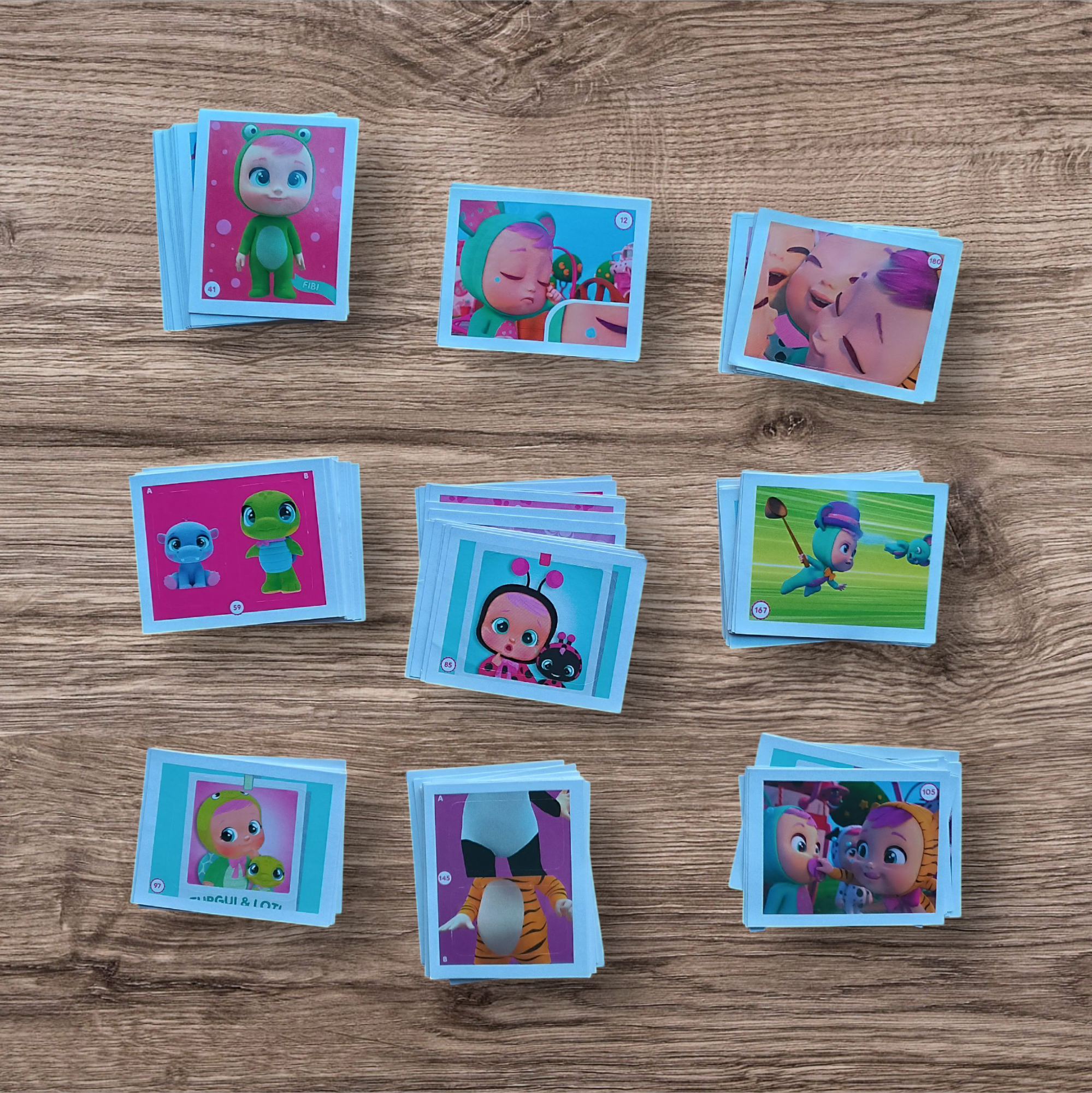 Lote 127 figuritas sin repetir Cry Babies