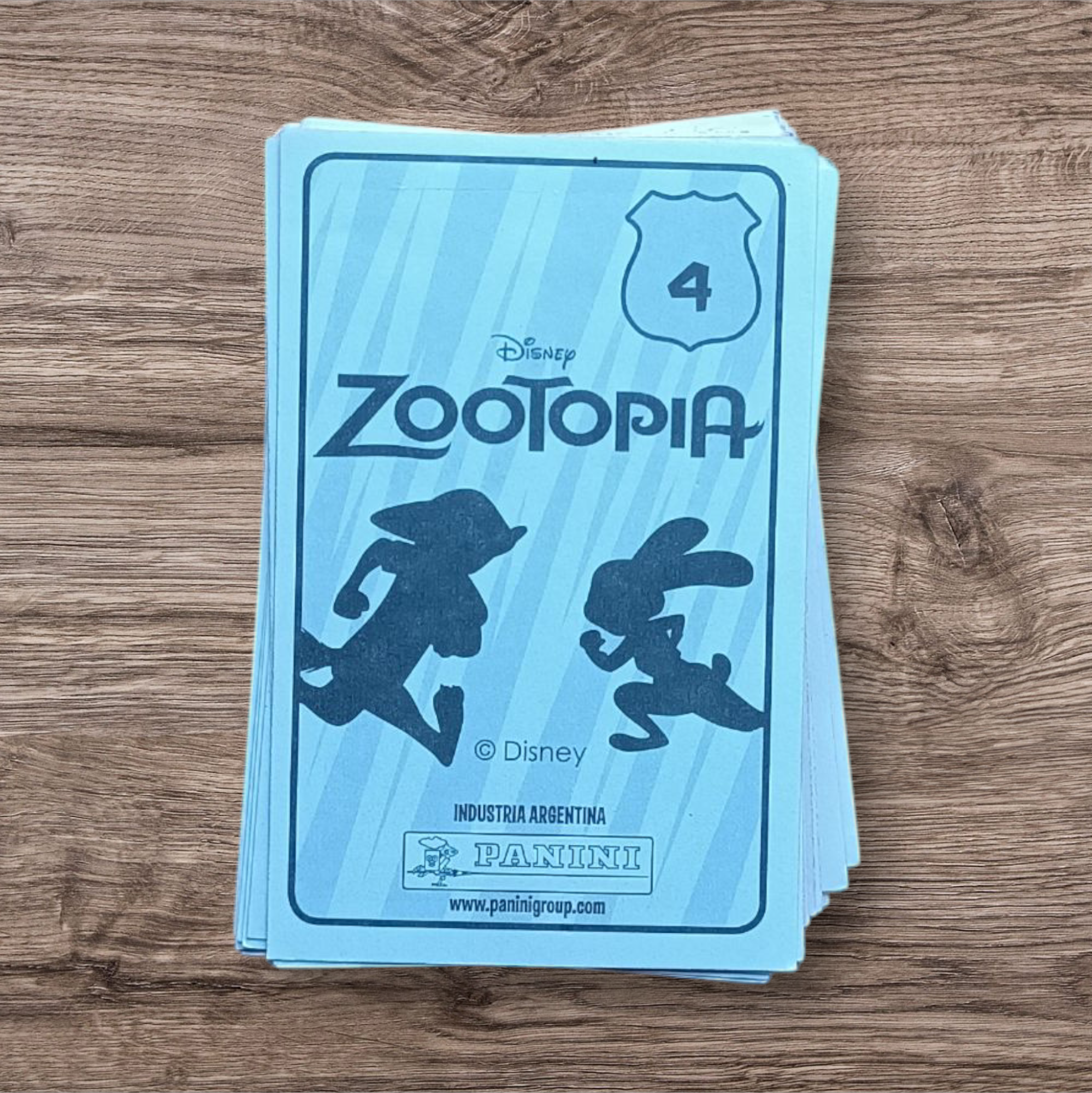 Lote 94 figuritas sin repetir Zootopia