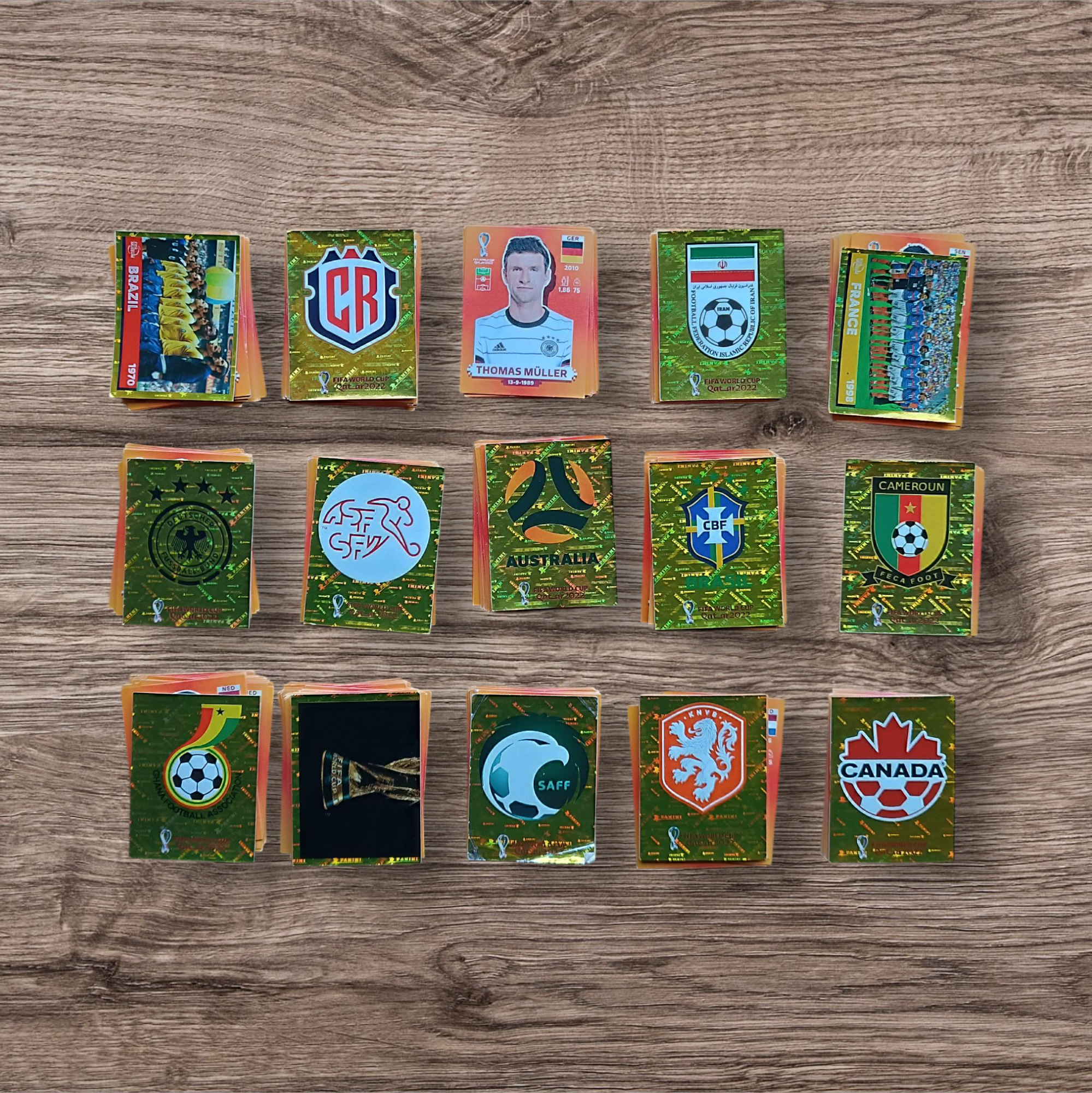 Lote 532 figuritas sin repetir Mundial Qatar 2022