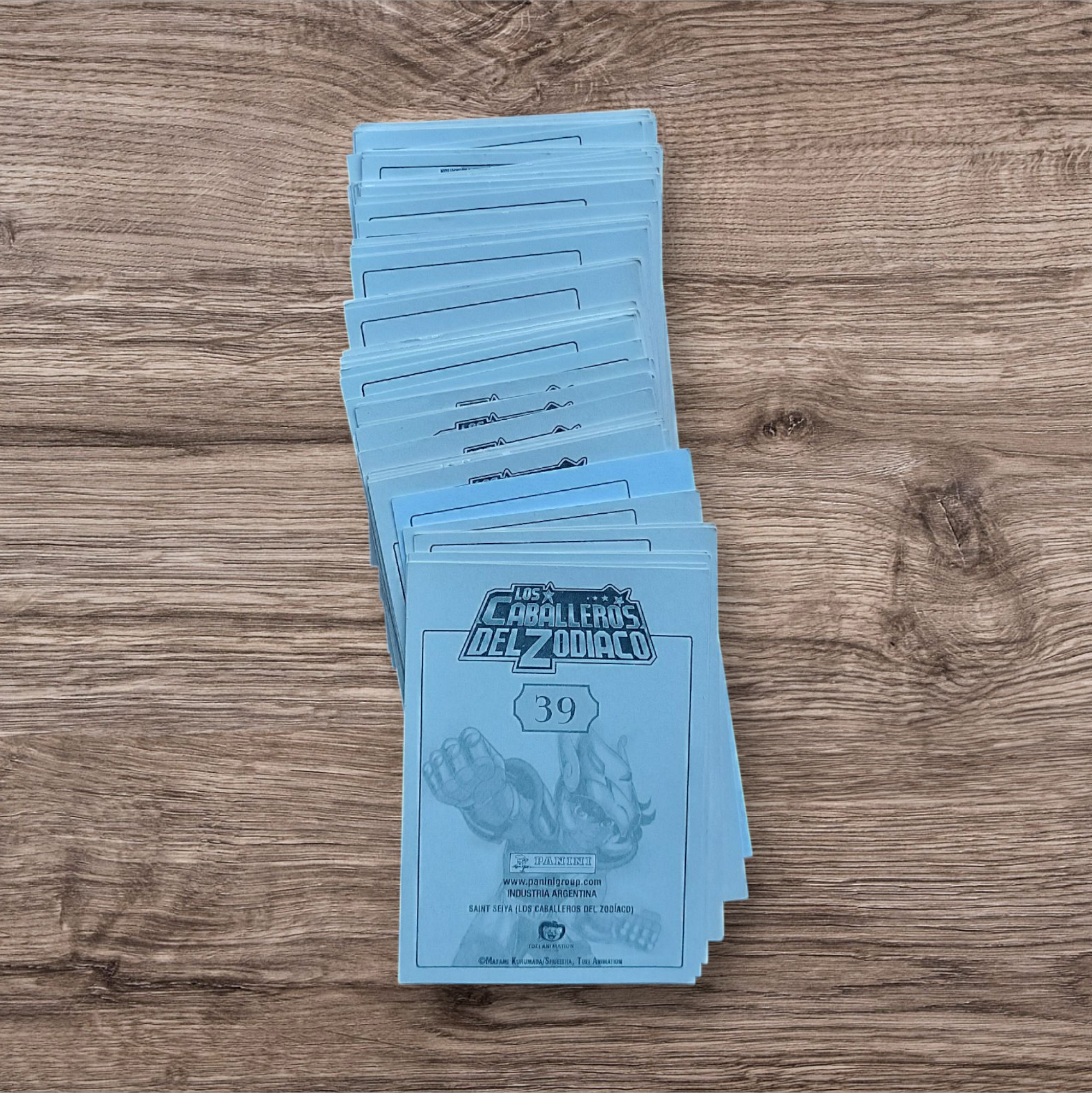 Lote 113 figuritas sin repetir Caballeros del Zodiaco