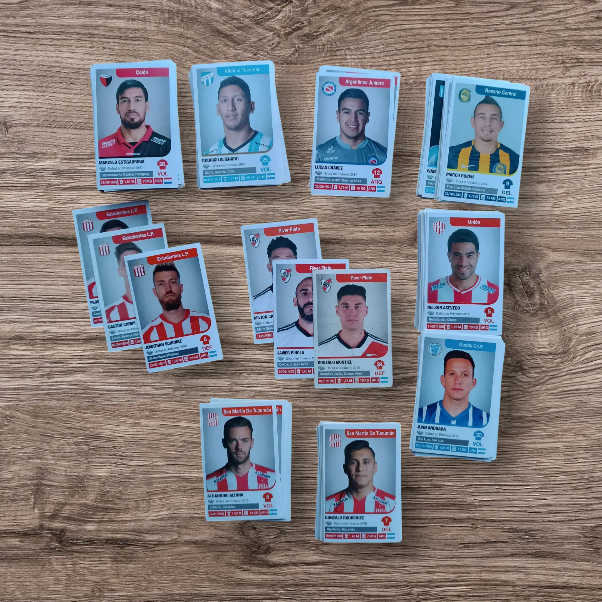 Lote 266 figuritas sin repetir Fútbol Argentino 2018/19
