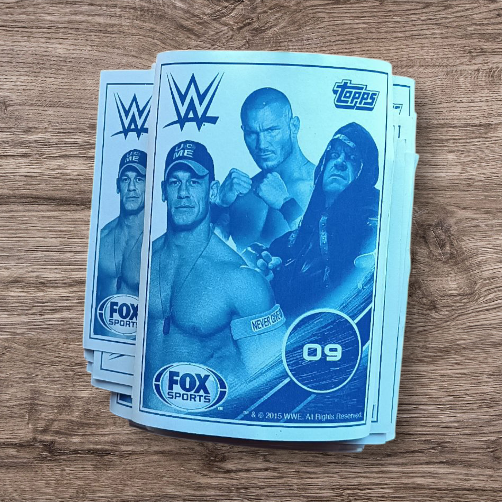 Lote 62 figuritas sin repetir WWE