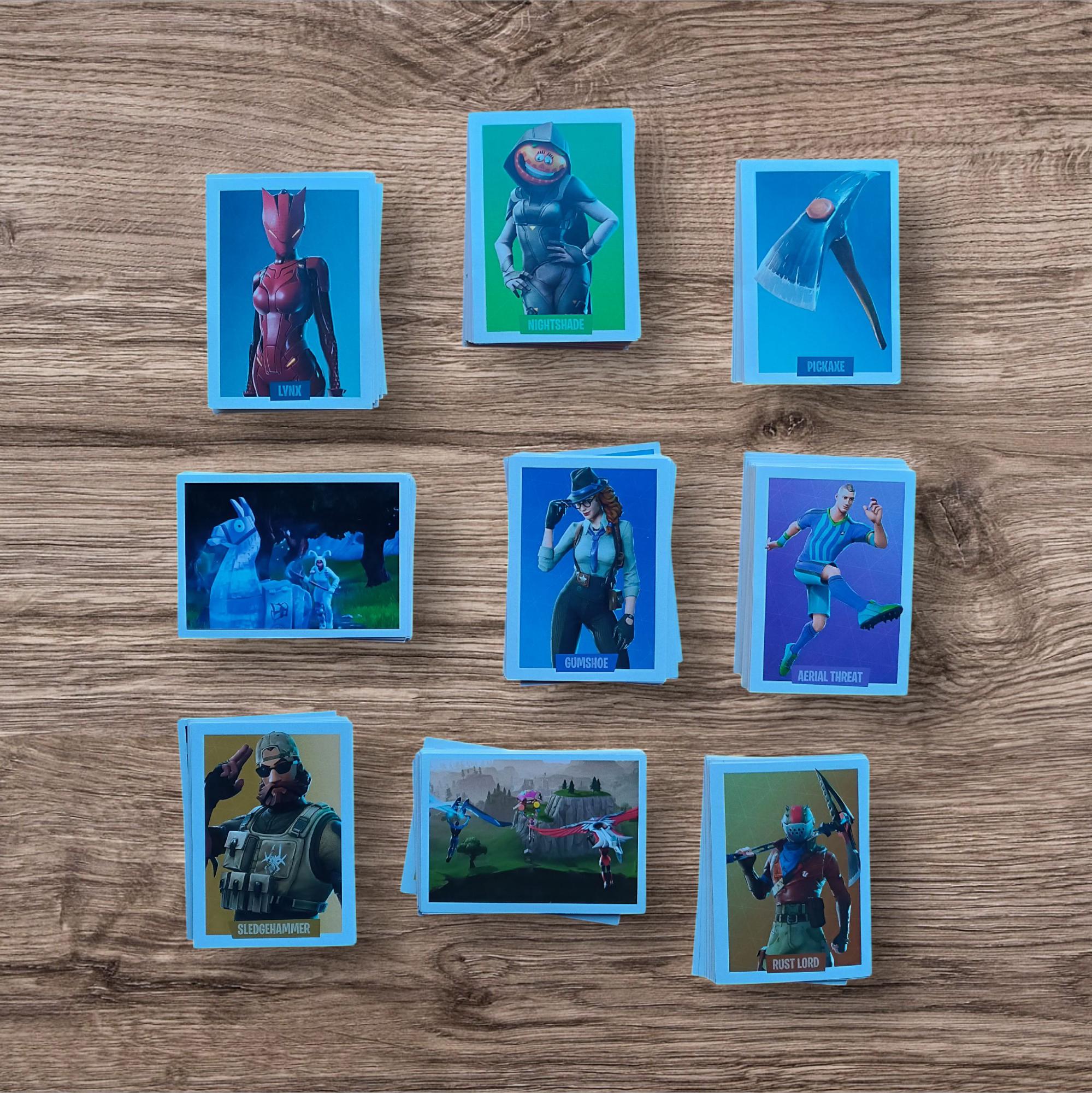 Lote 225 figuritas Fortnite, de Panini