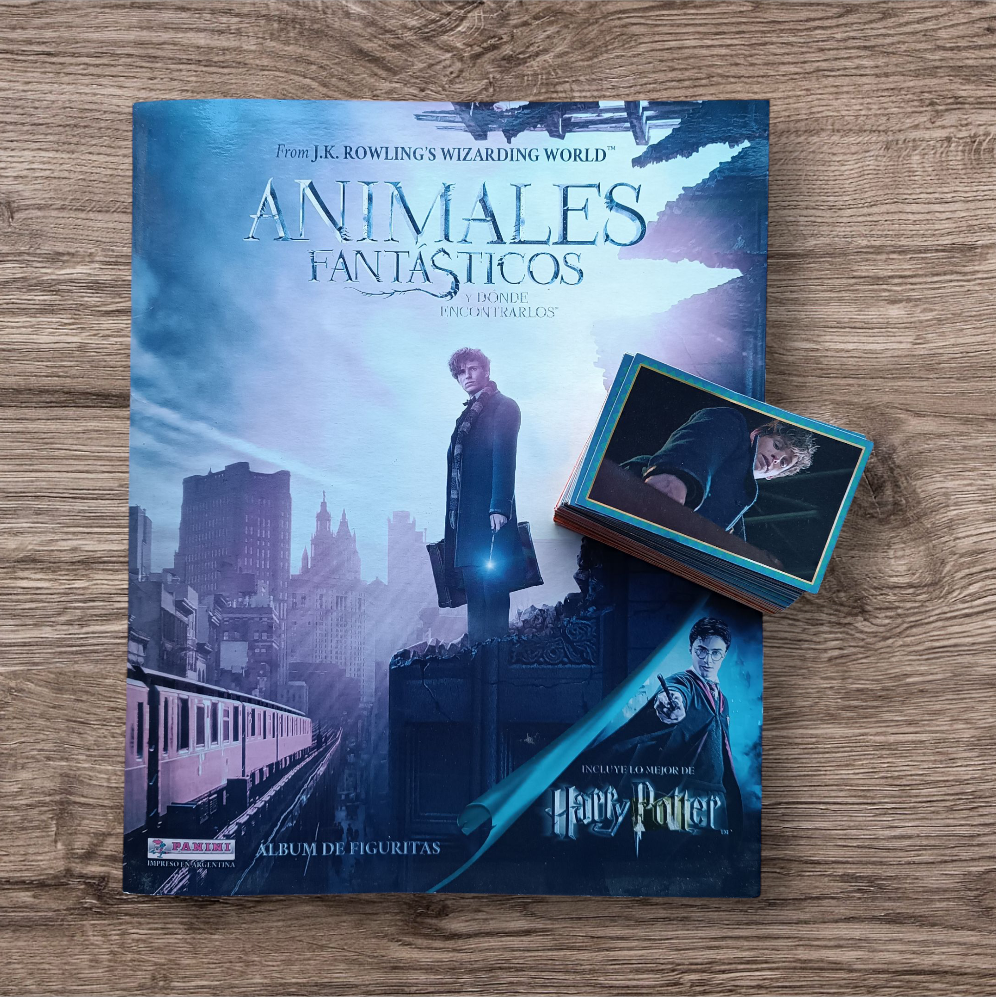 Álbum + 105 figuritas sin repetir Animales Fantásticos y Harry Potter