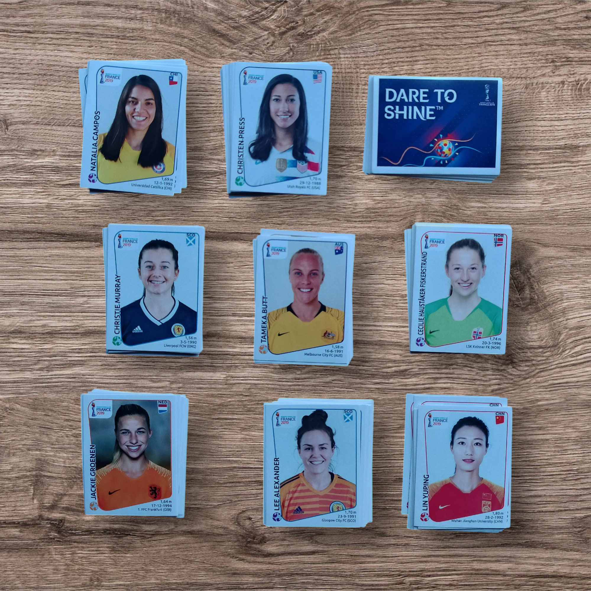 Lote 117 figuritas sin repetir Mundial Femenino 2019