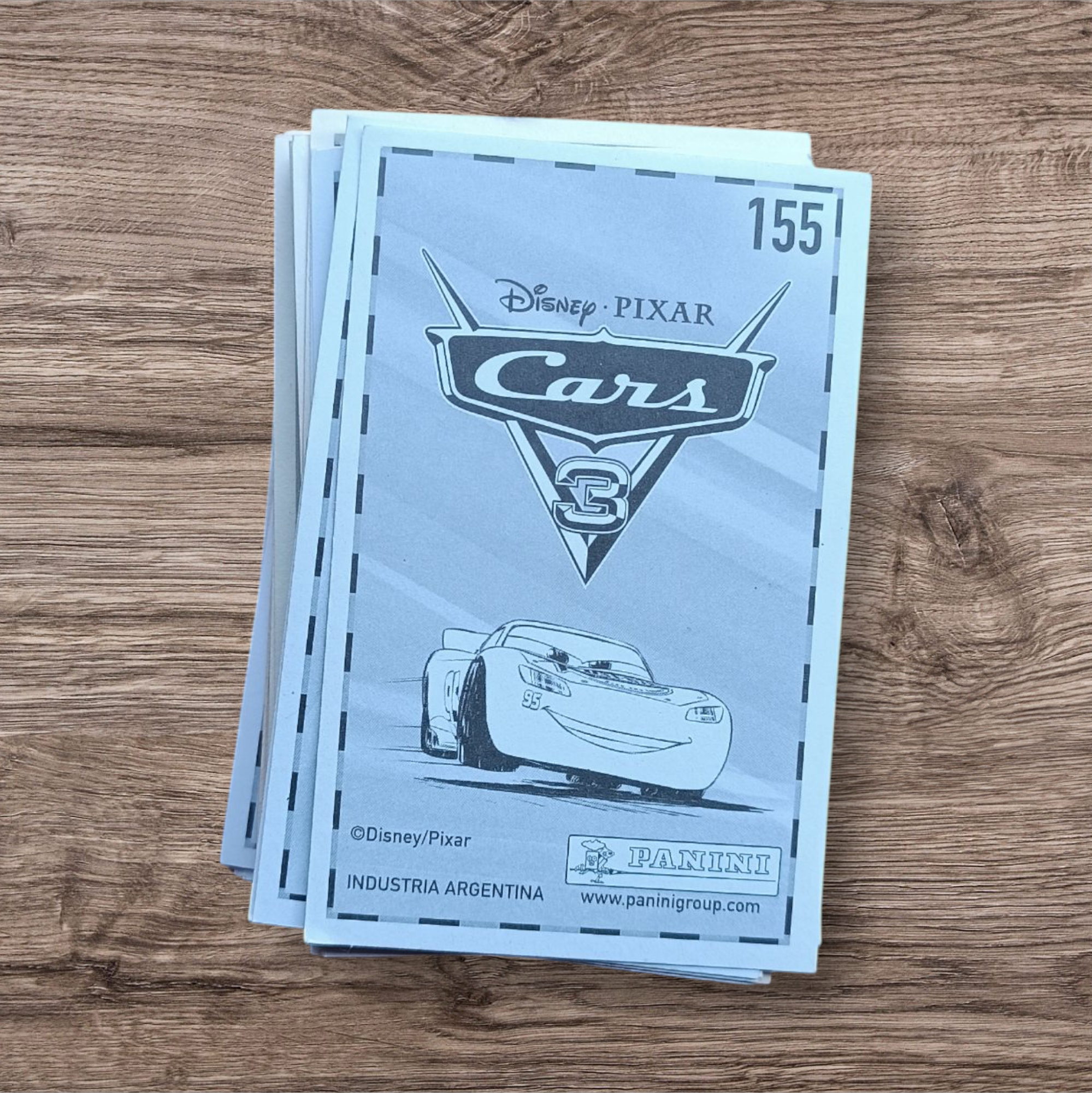 Lote 103 figuritas sin repetir Cars 3