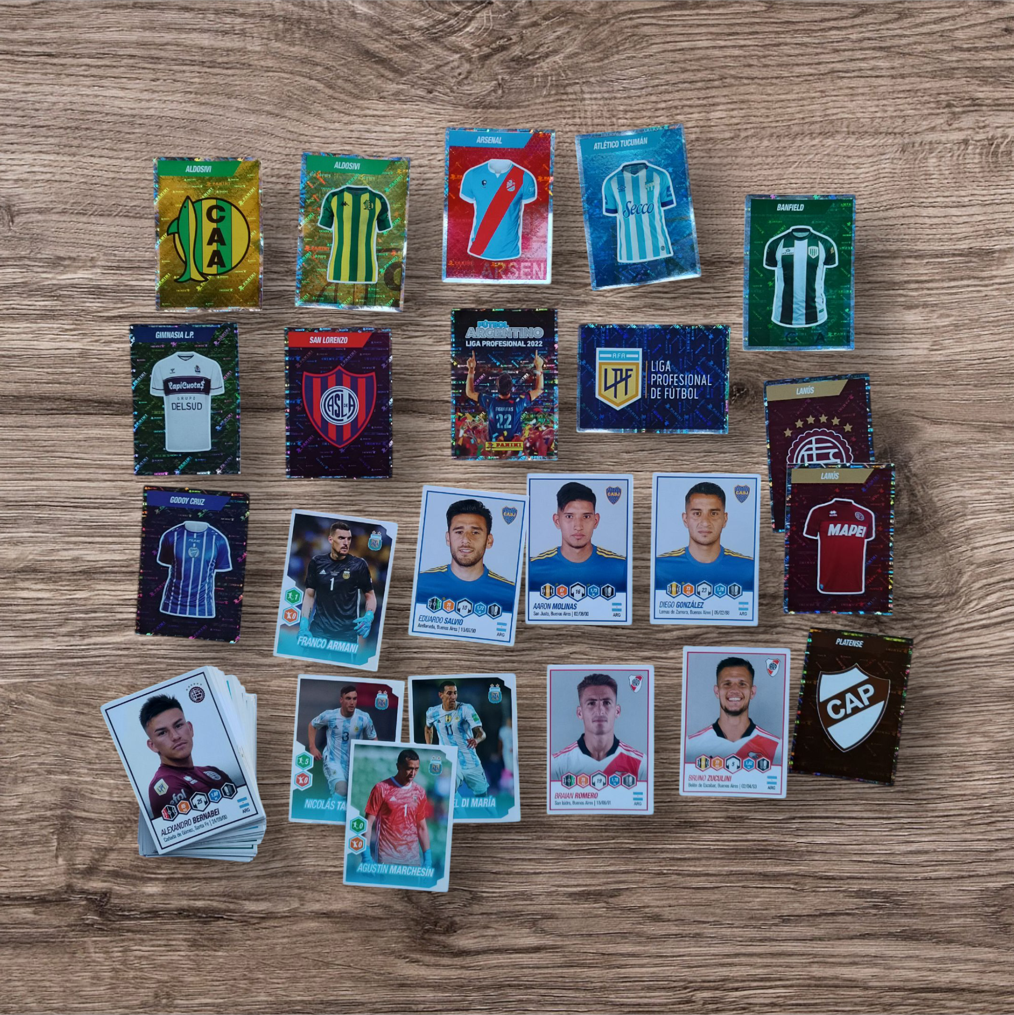 Lote 177 figuritas sin repetir Liga Profesional de Fútbol Argentino 2022