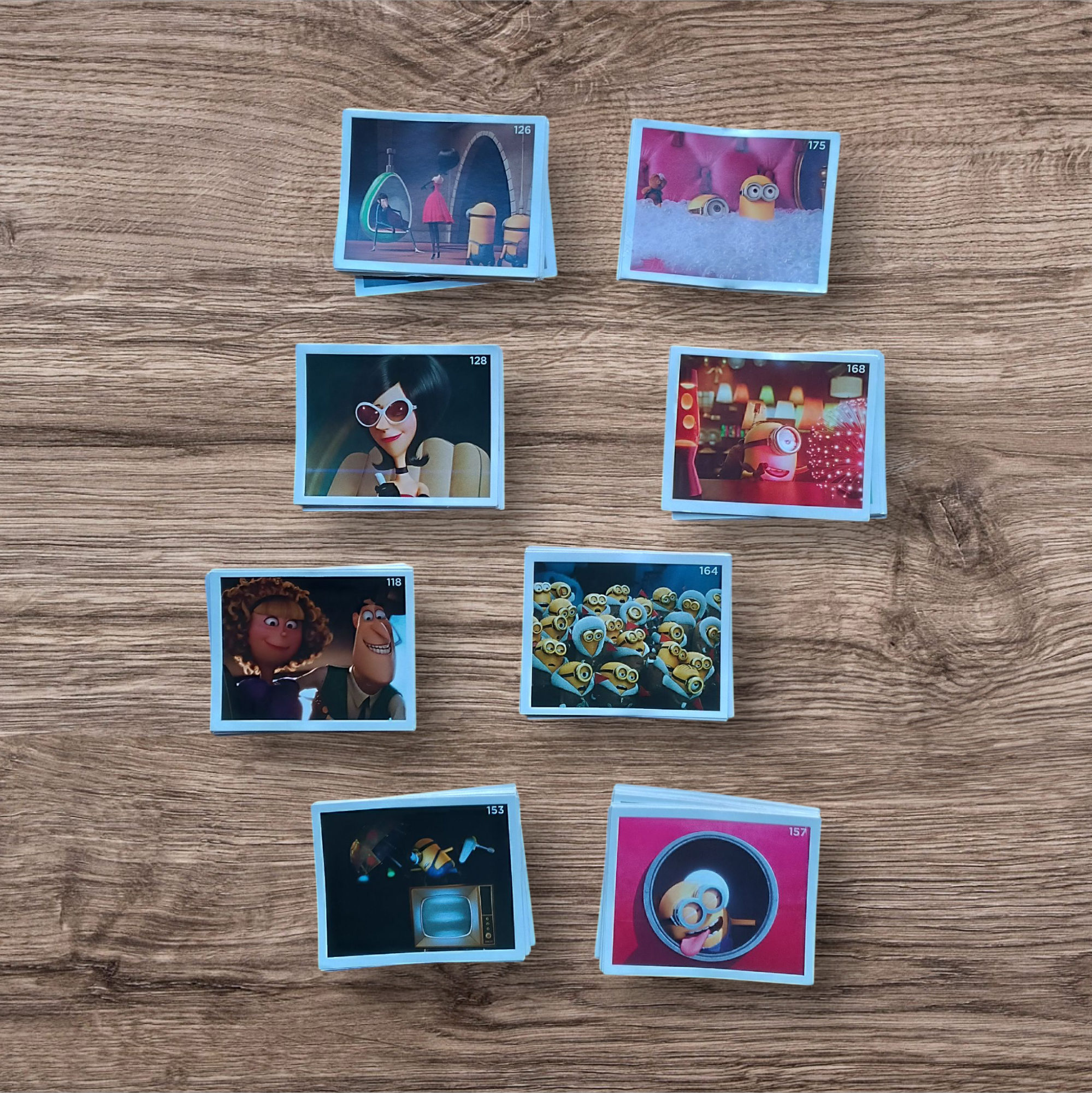 Lote 124 figuritas Minions