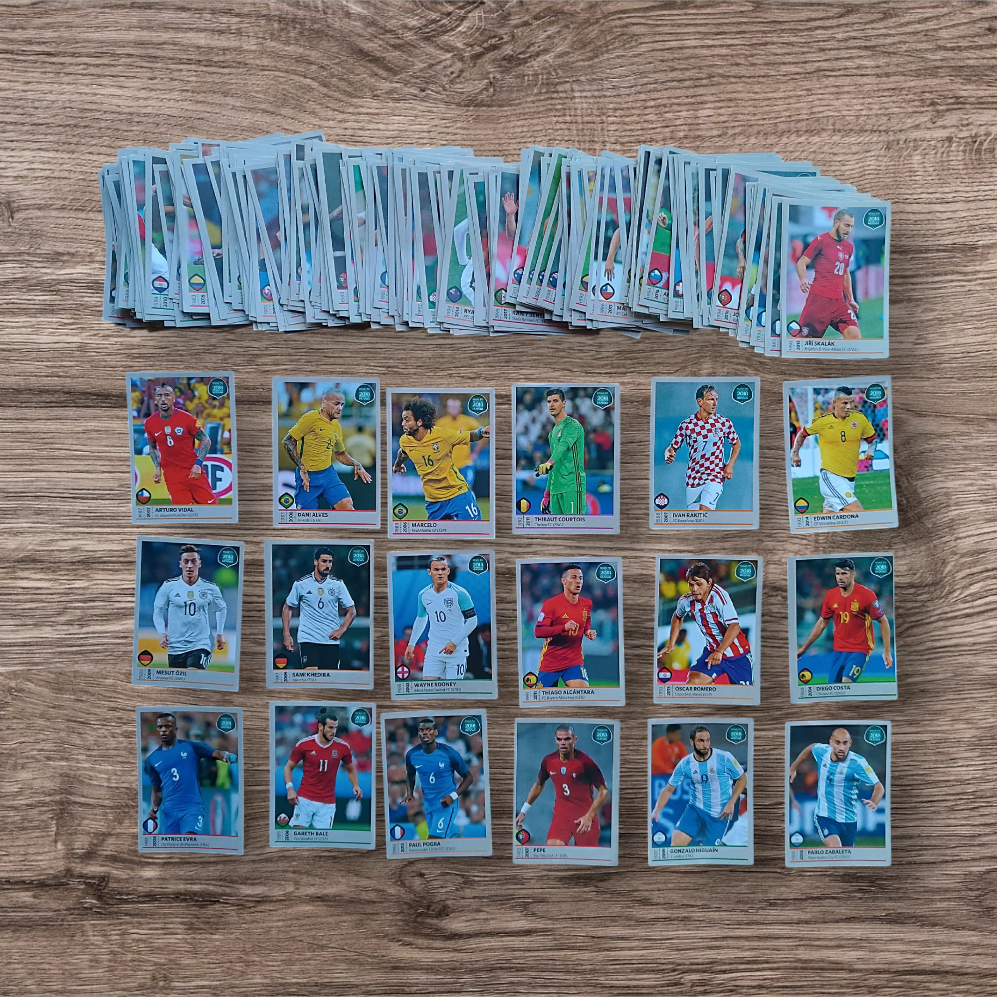 Lote 318 figuritas Road to Rusia 2018