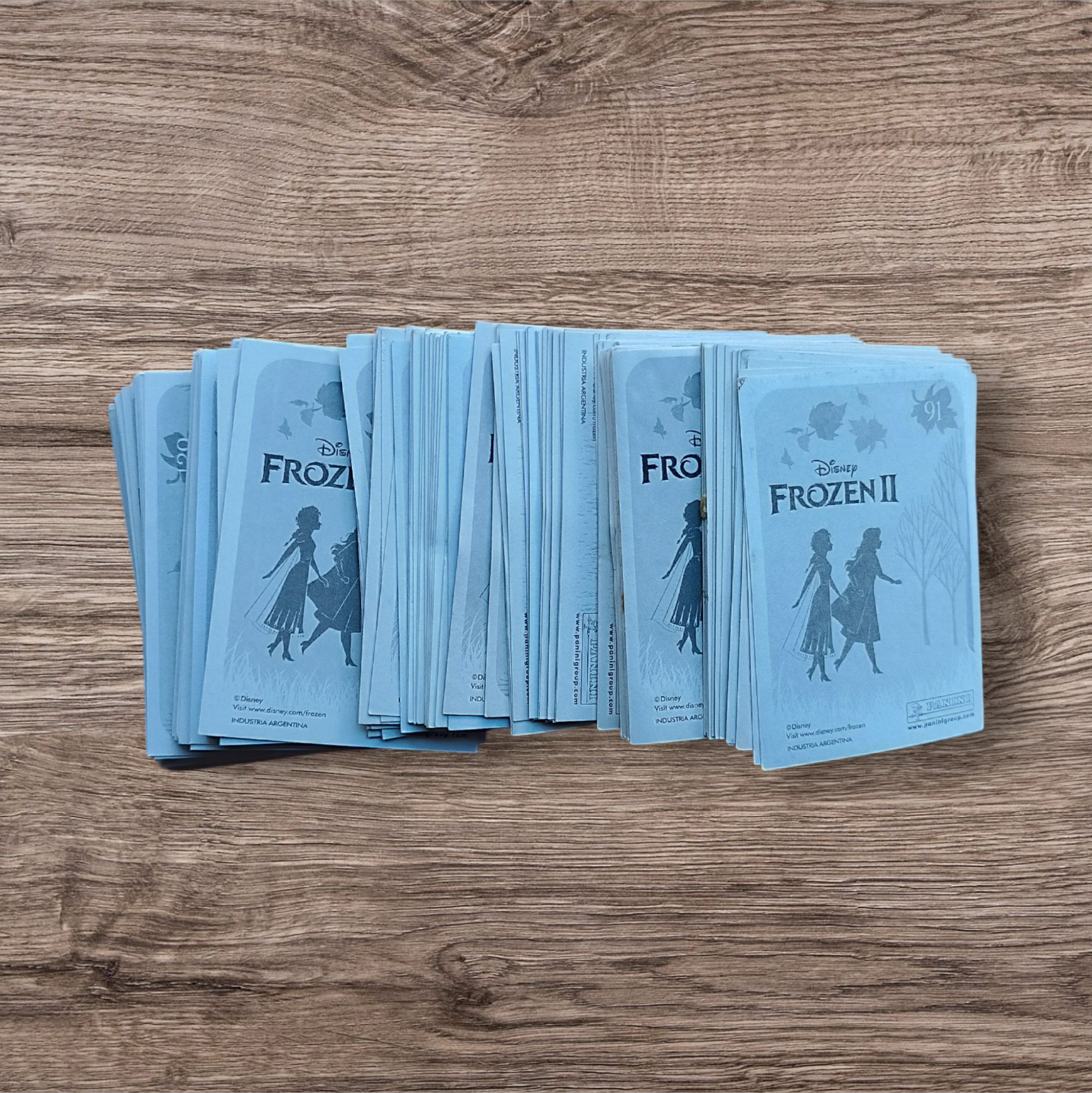 Lote 189 figuritas sin repetir Frozen 2