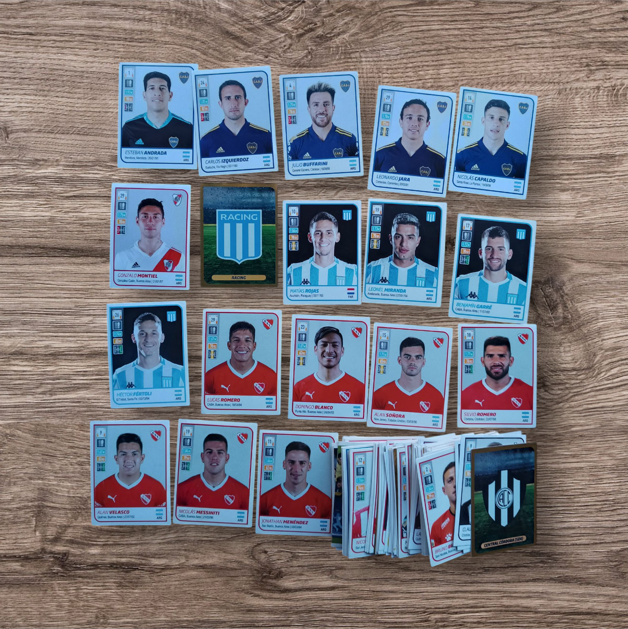 Lote 153 figuritas sin repetir Fútbol Argentino 2021