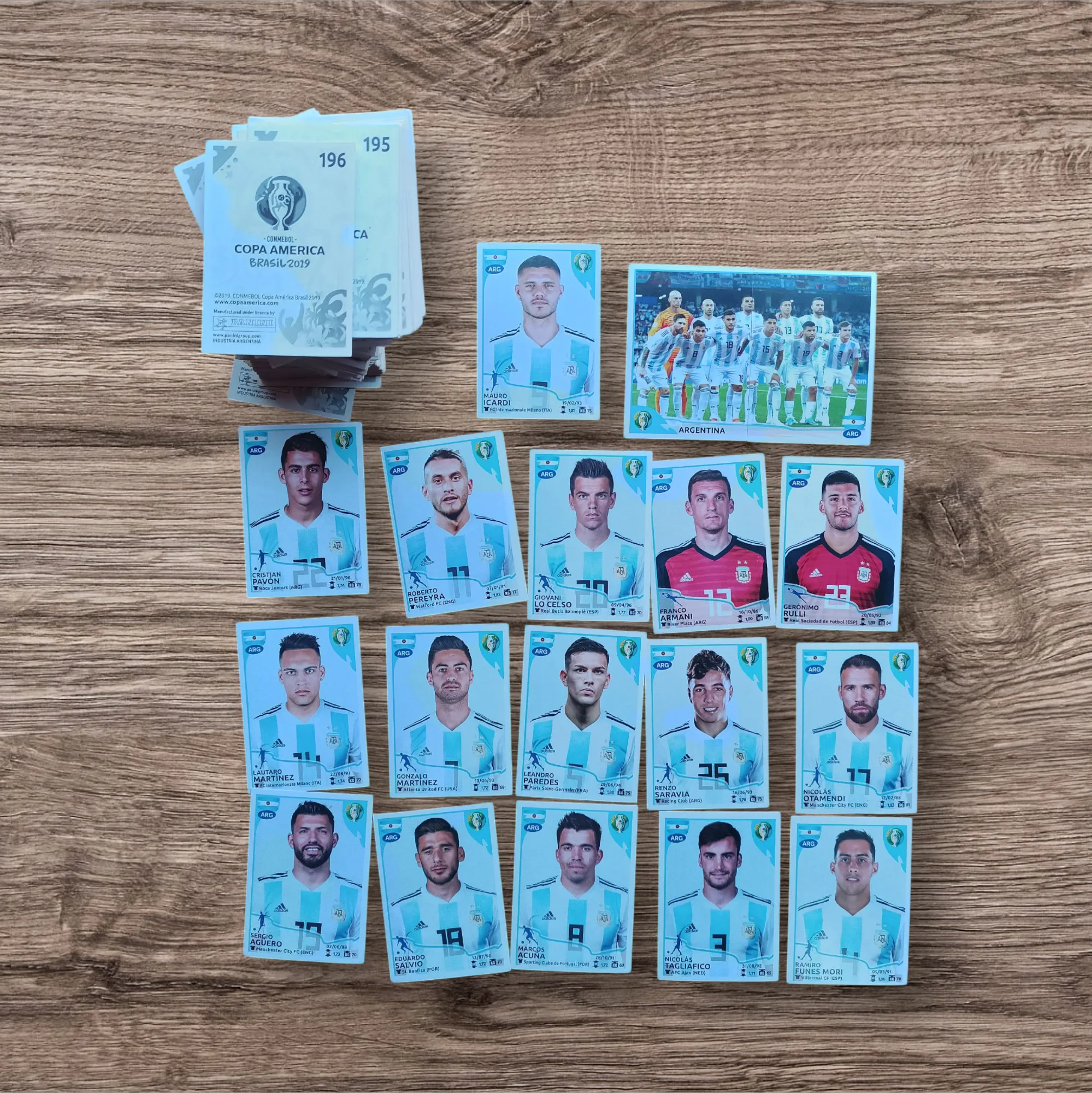 Álbum tapa dura + 362 figuritas sin repetir Copa América 2019