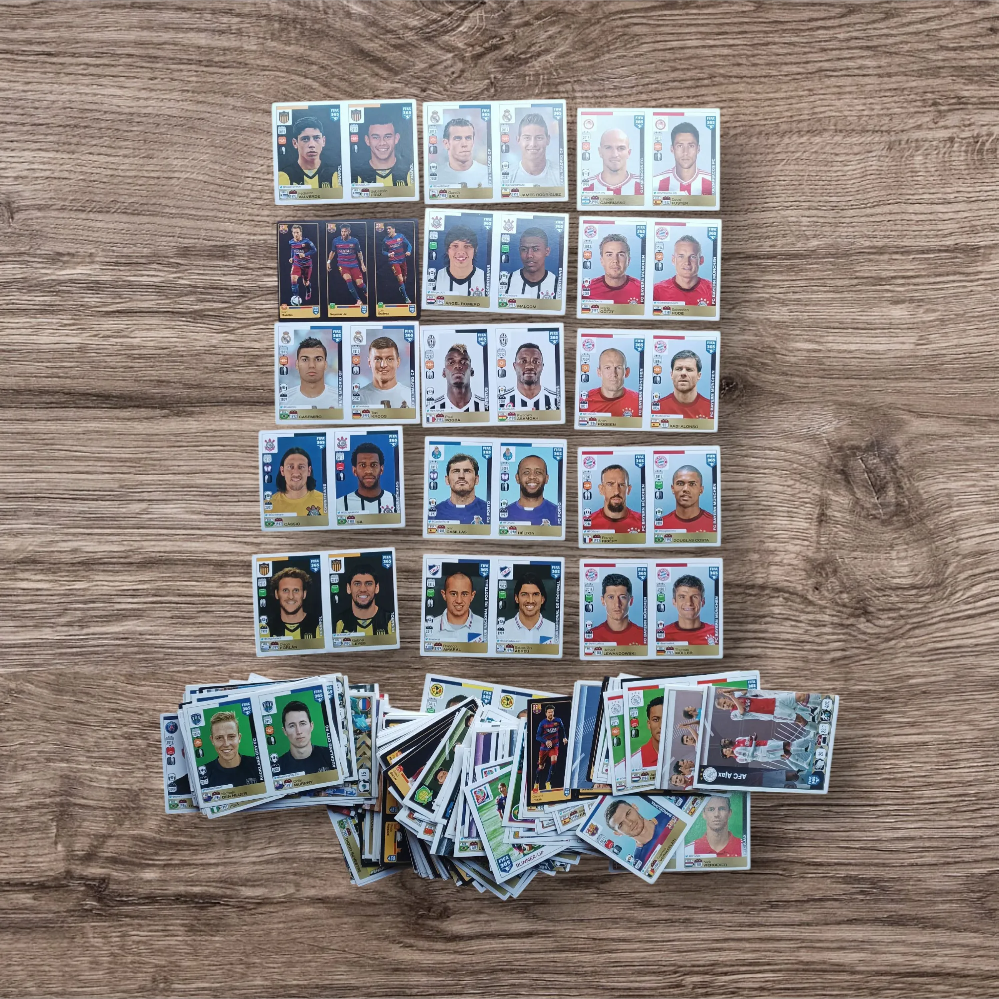Lote 285 figuritas sin repetir FIFA 365 2016