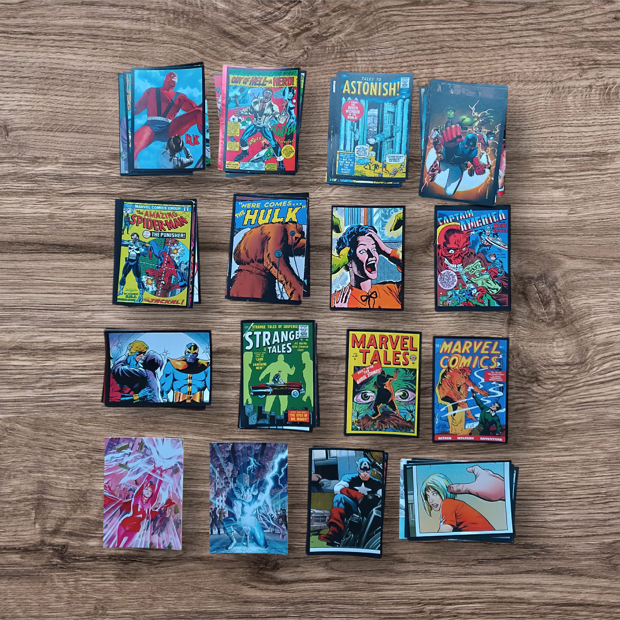 Lote 58 figuritas y cartas sin repetir Marvel Aniversary