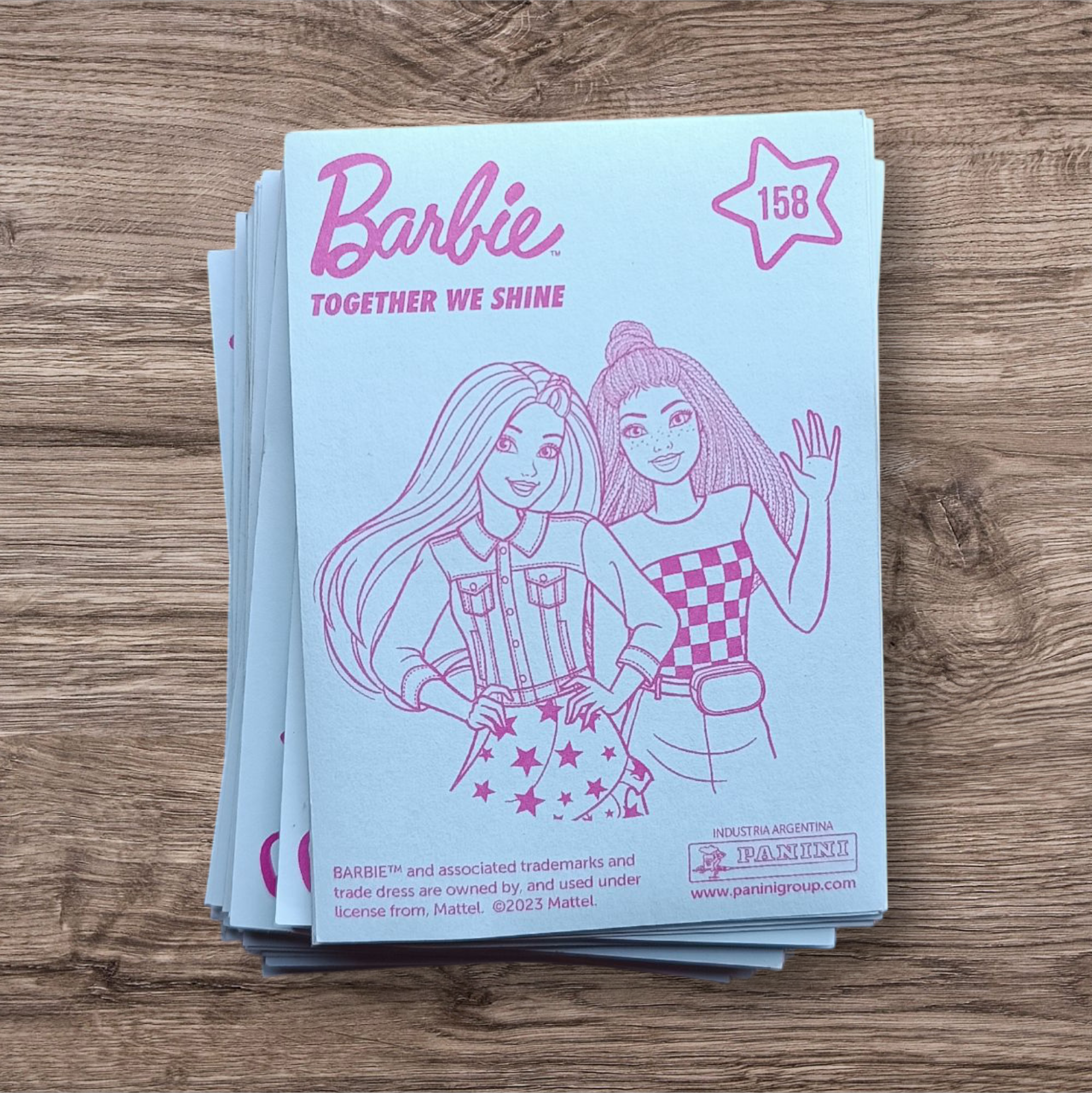 Lote 104 figuritas Barbie