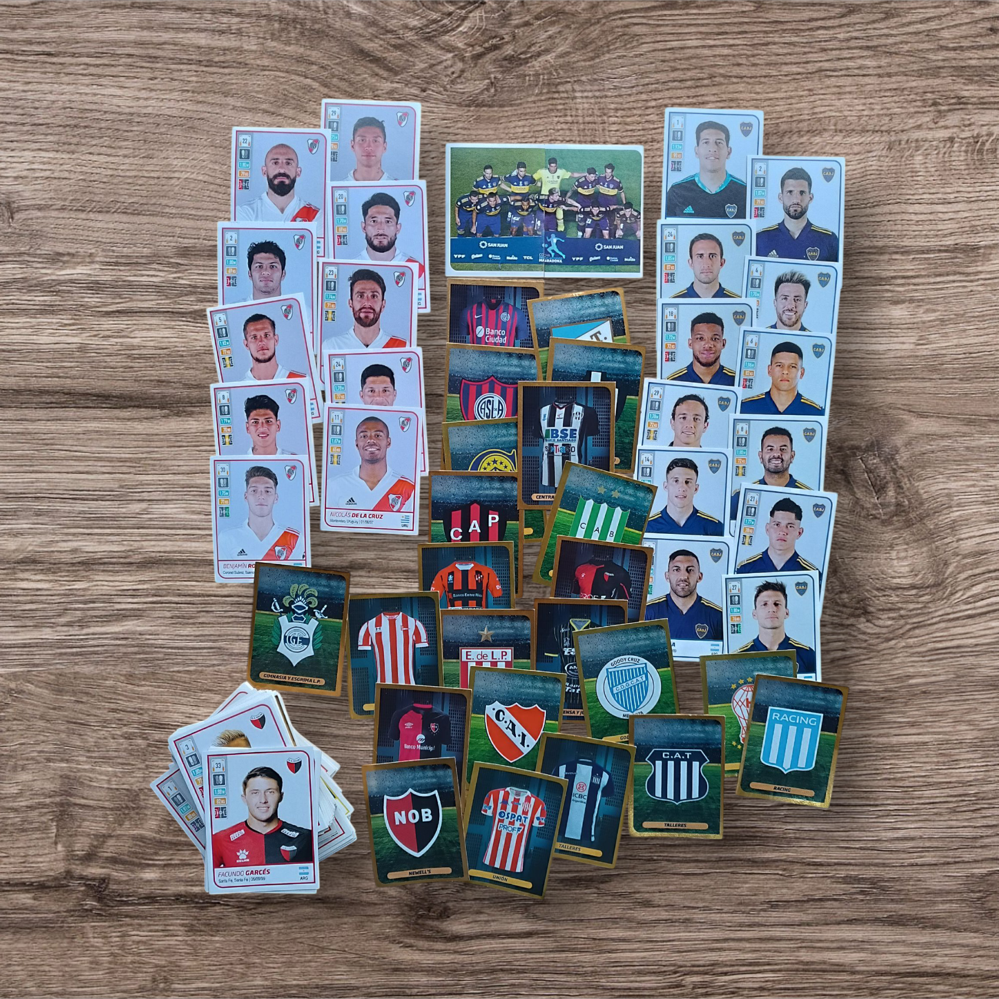 Lote 338 figuritas sin repetir Fútbol Argentino 2021