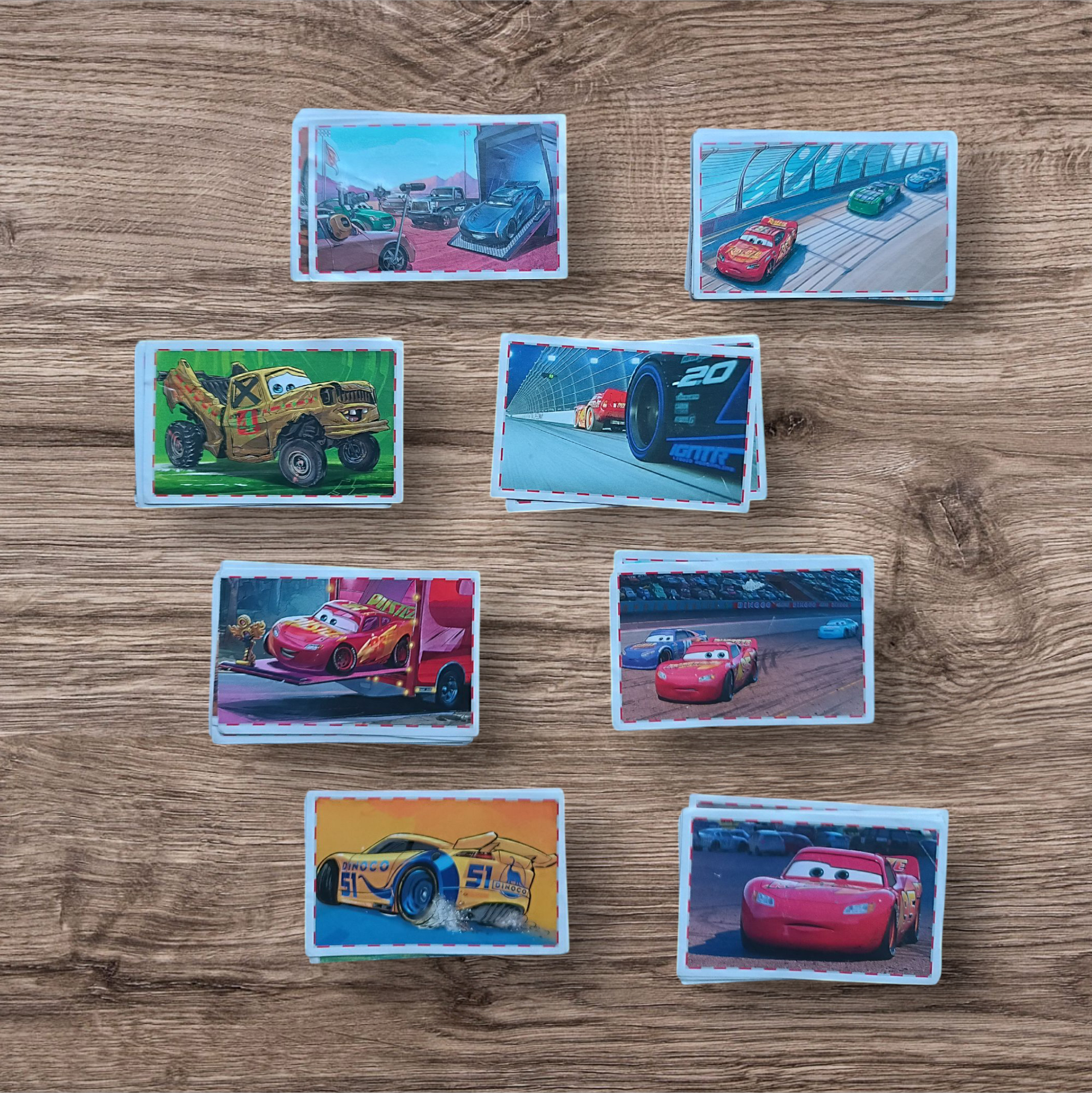 Lote 53 figuritas sin repetir Cars 3