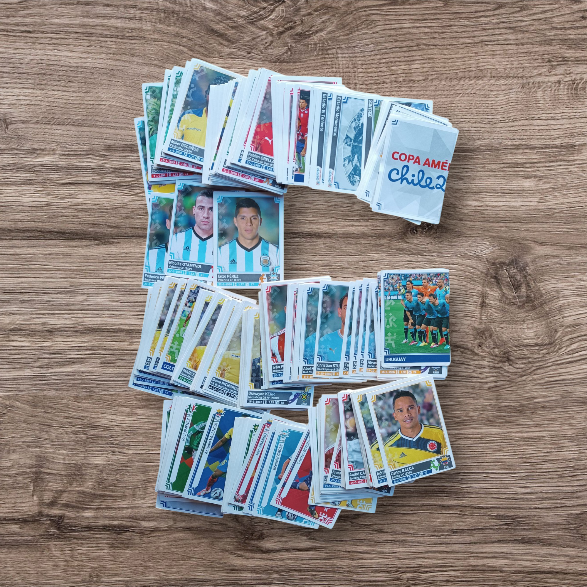 Lote 306 figuritas sin repetir Copa América Chile 2015
