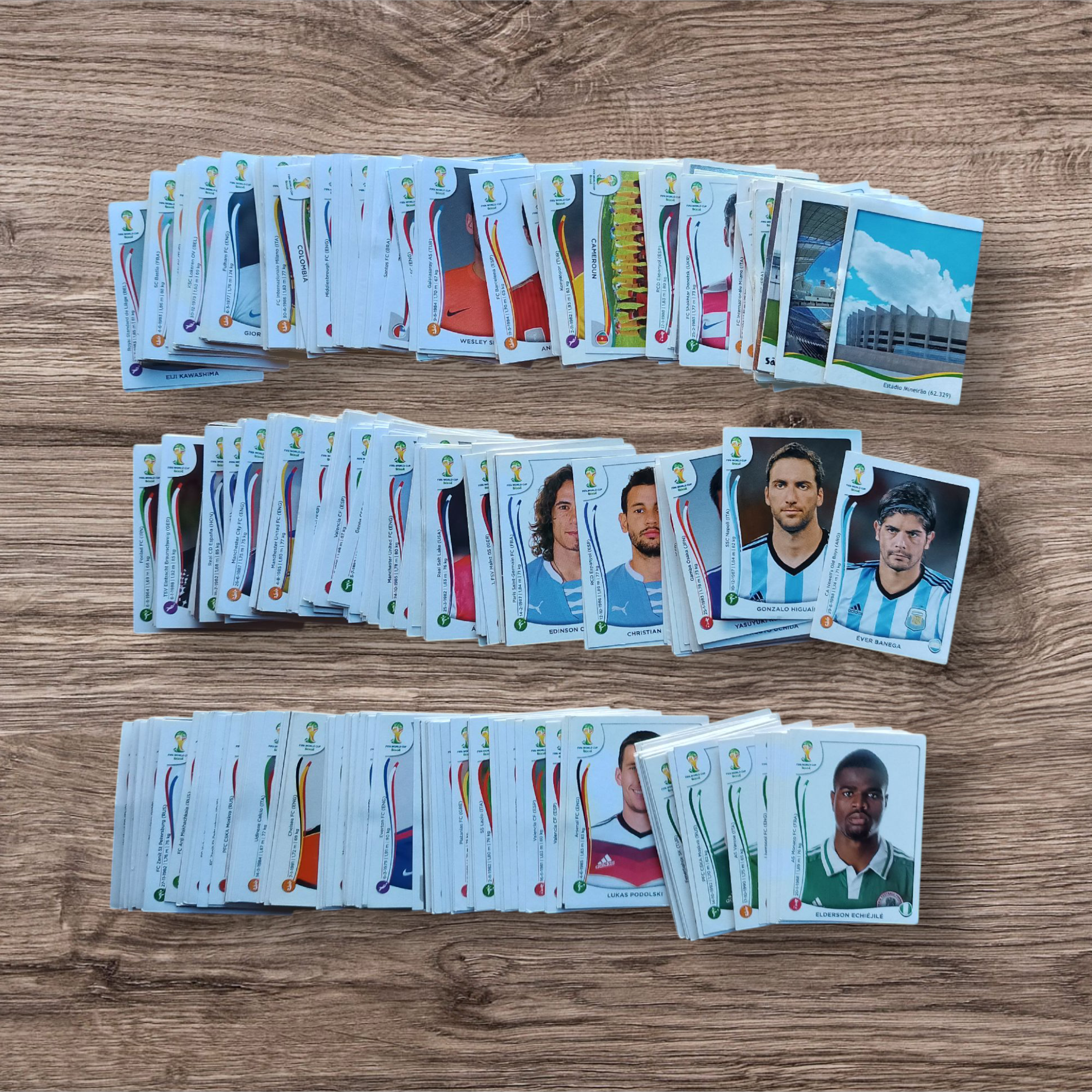 Lote 533 figuritas sin repetir Mundial Brasil 2014