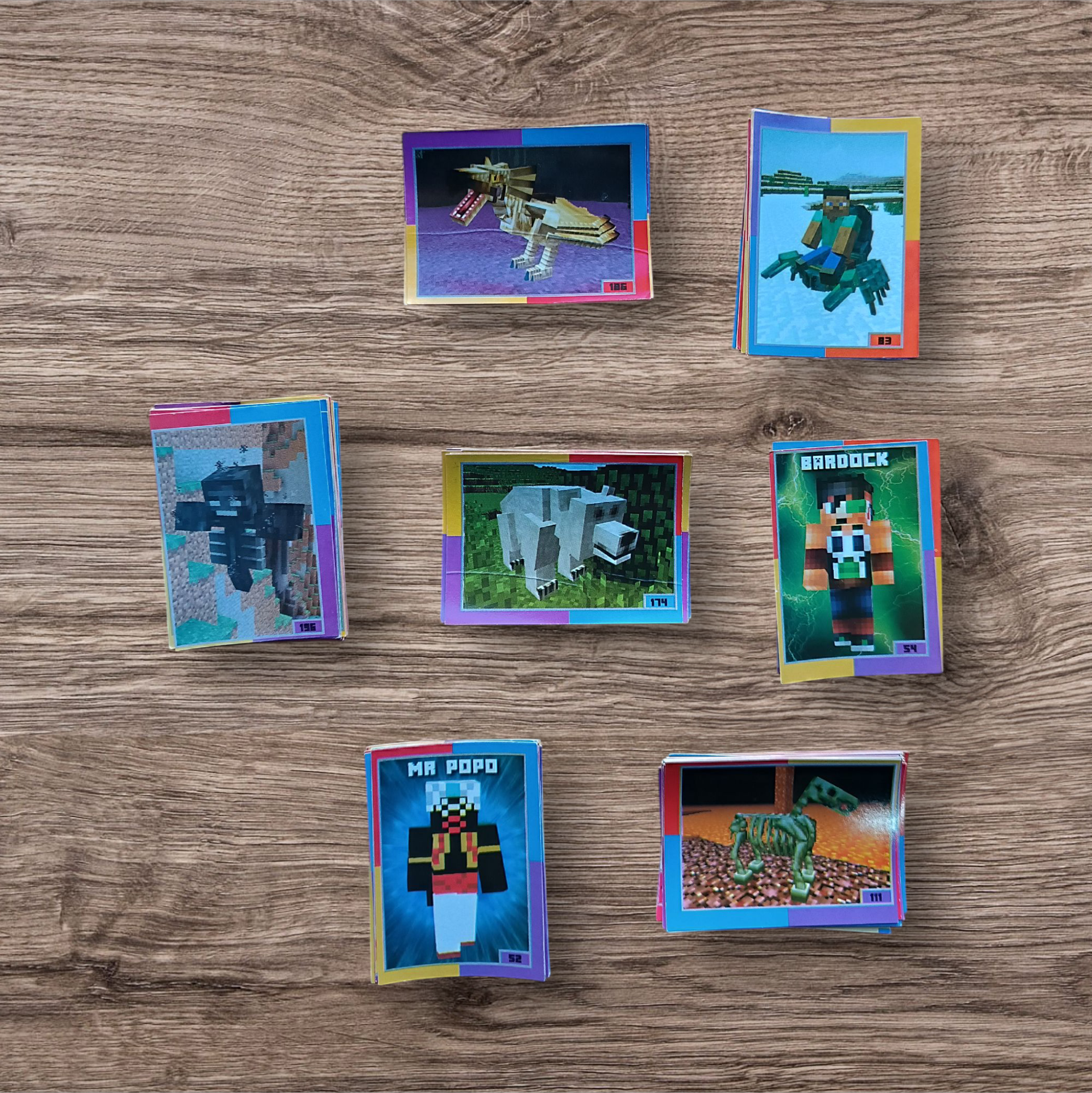 Lote 95 figuritas sin repetir Minecraft