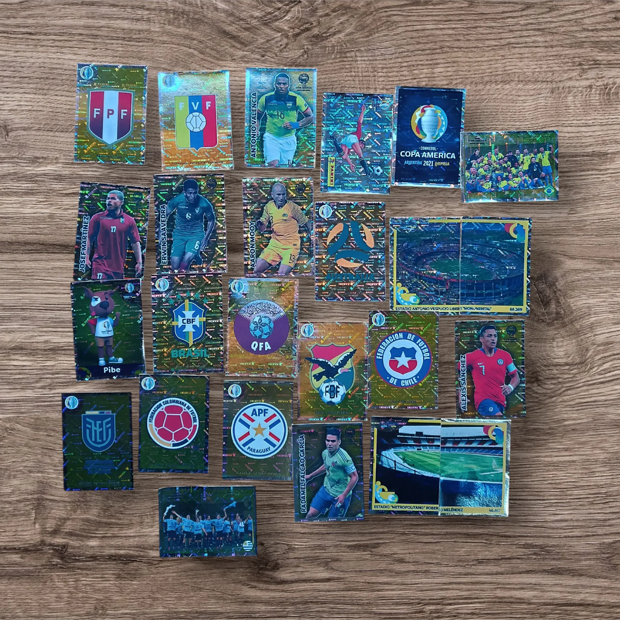 Lote 359 figuritas sin repetir Copa América 2021 Preview