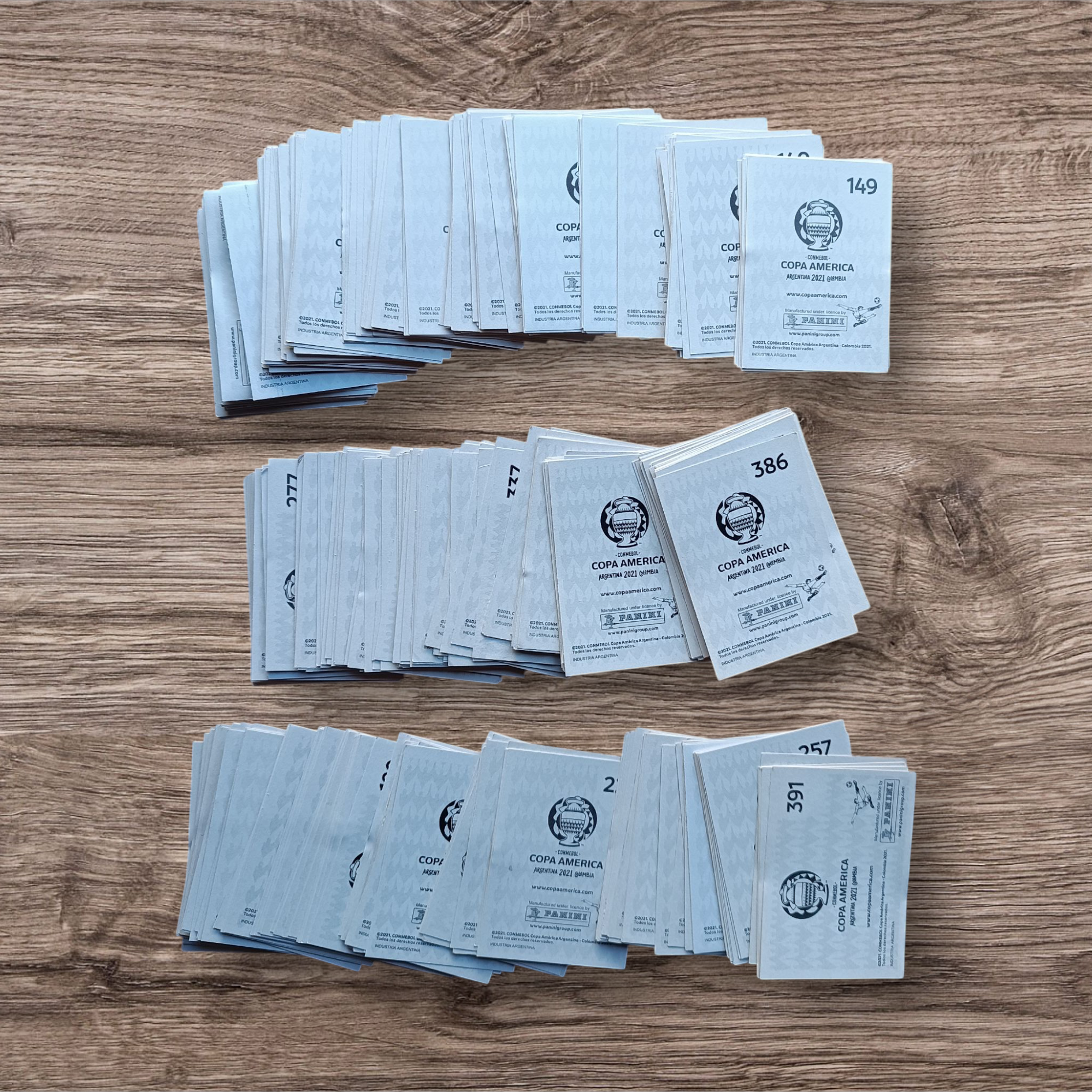 Lote 359 figuritas sin repetir Copa América 2021 Preview