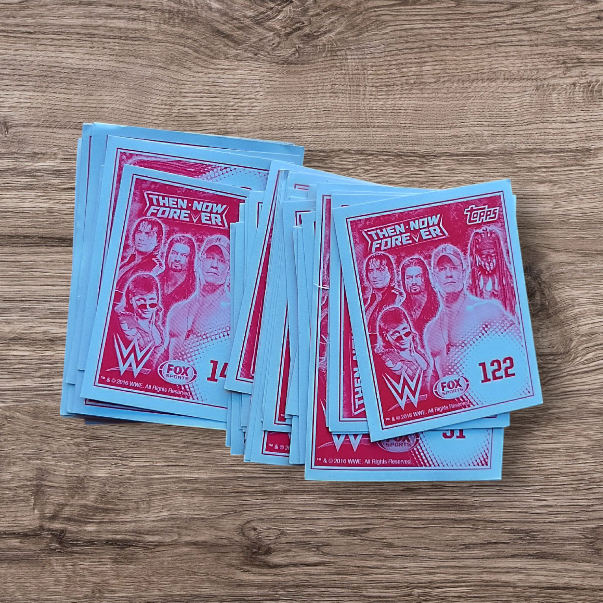 Lote 57 figuritas WWE