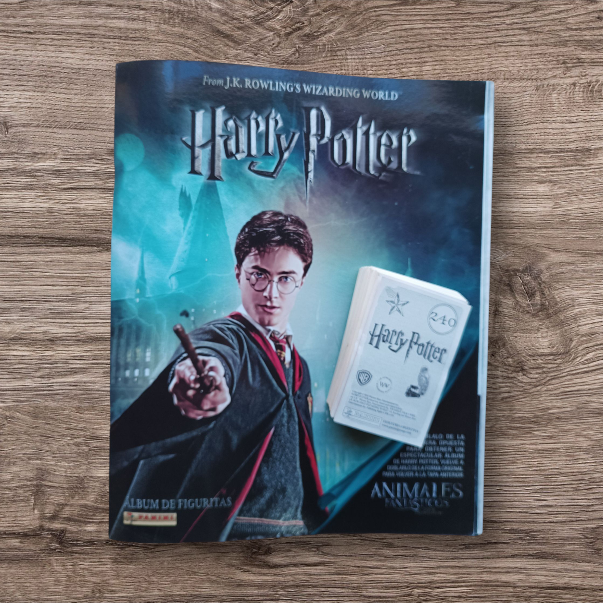 Álbum + 157 figuritas sin repetir Harry Potter y Animales Fantásticos