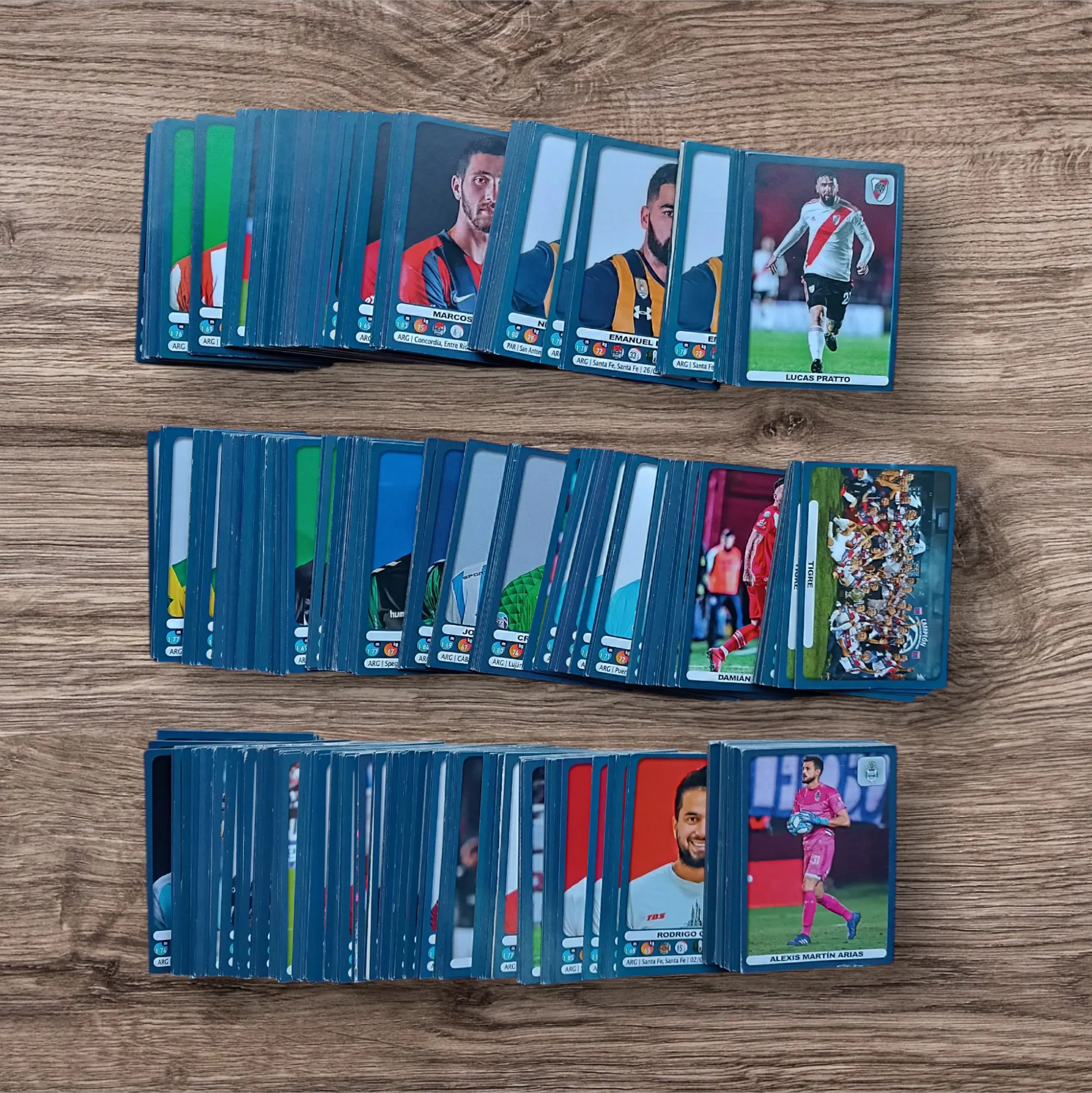 Lote 607 figuritas sin repetir Fútbol Argentino 2019/2020