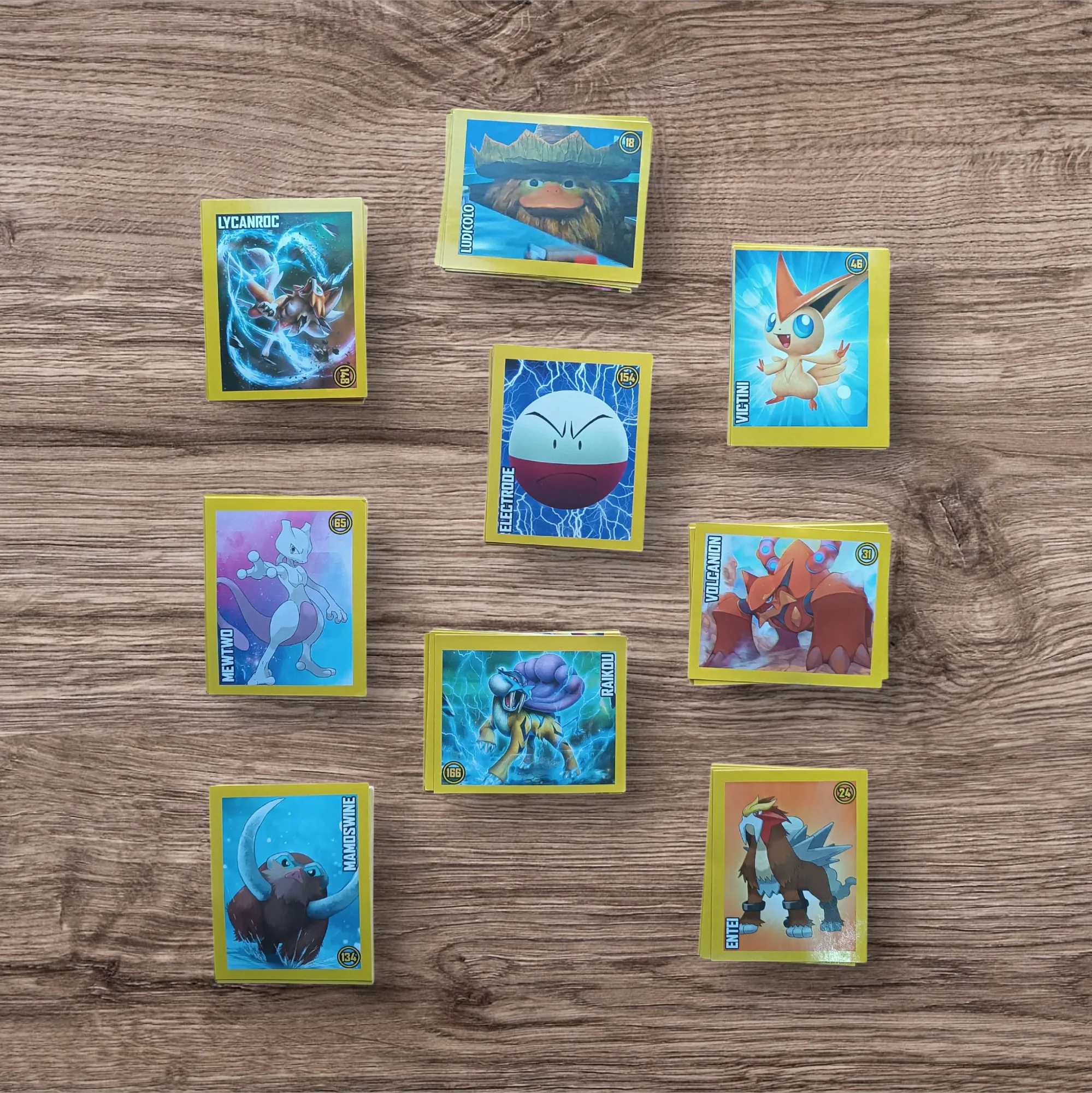Lote 89 figuritas sin repetir Pokemon
