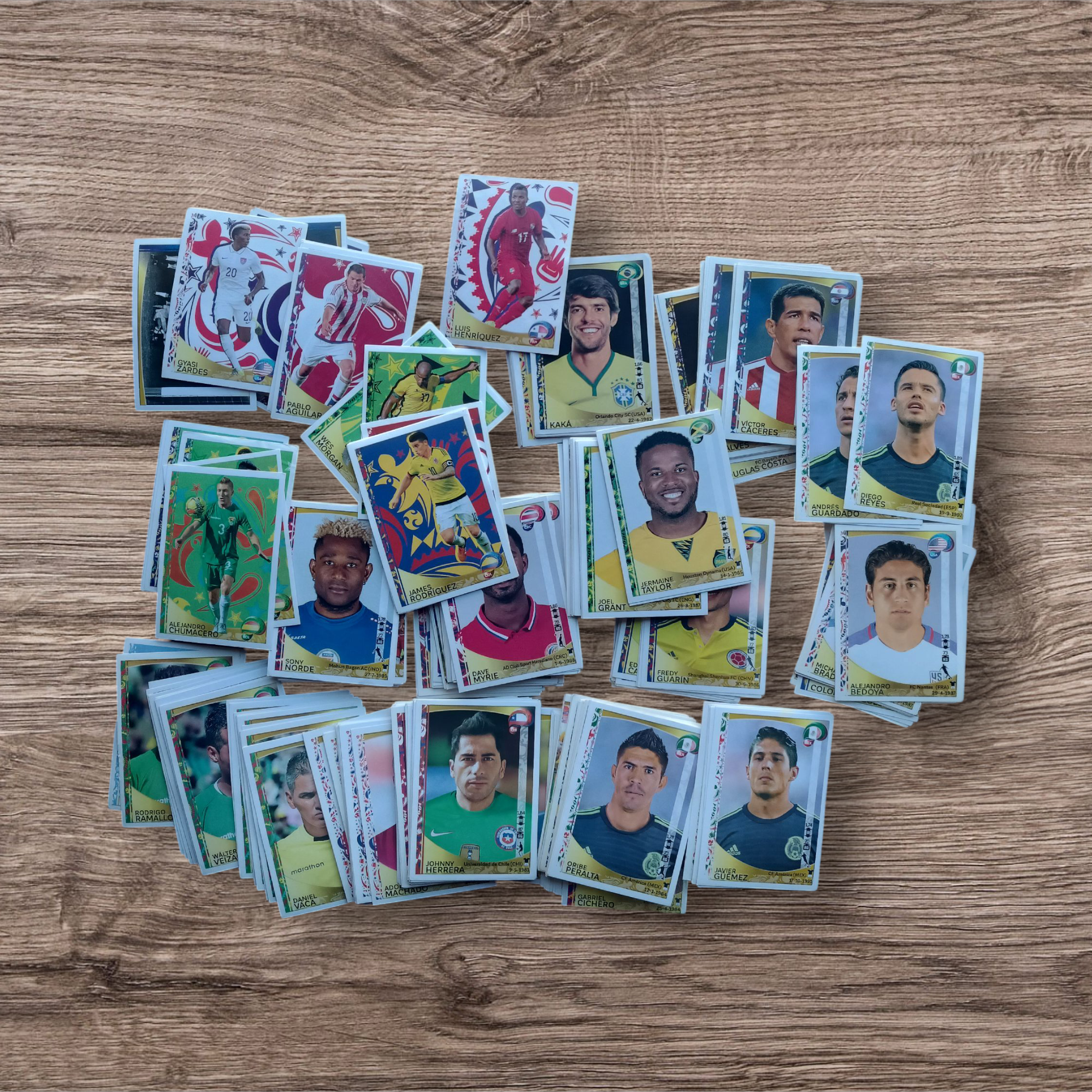 Lote 334 figuritas sin repetir Copa América Centenario 2016