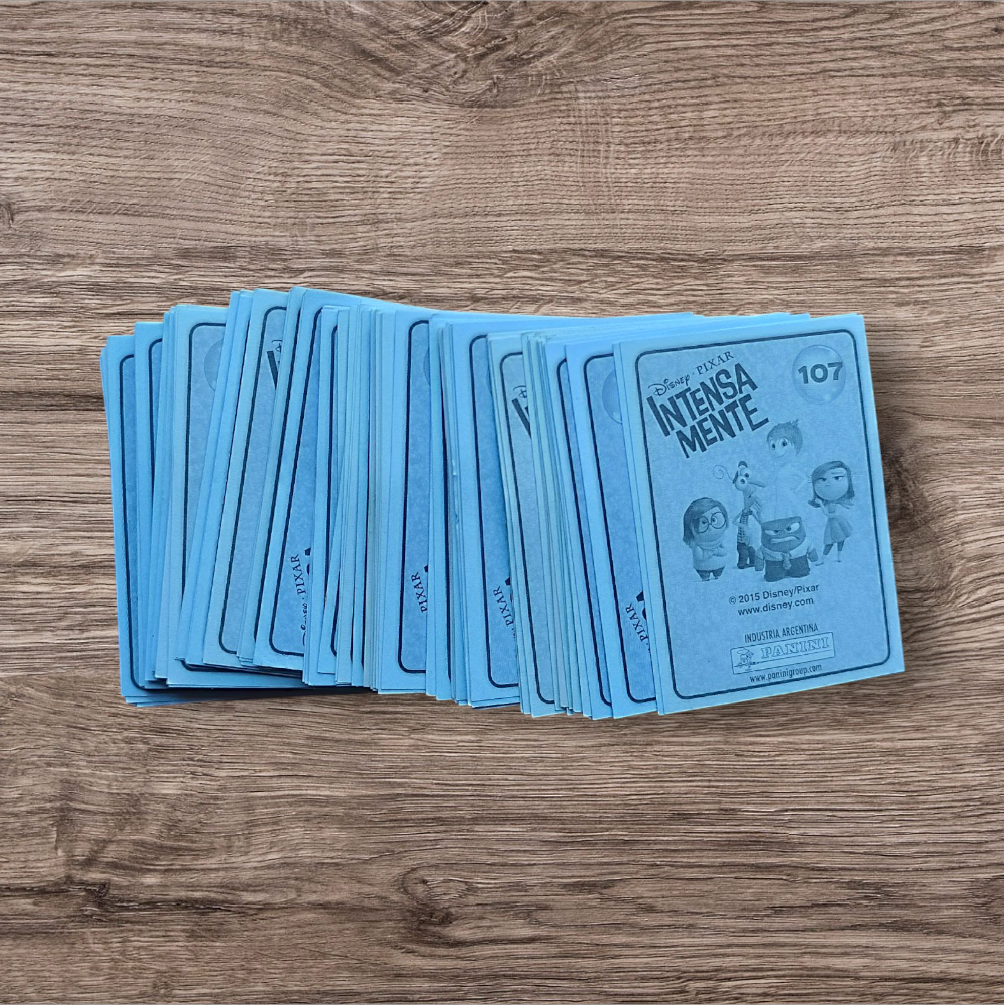 Lote 131 figuritas sin repetir Intensamente