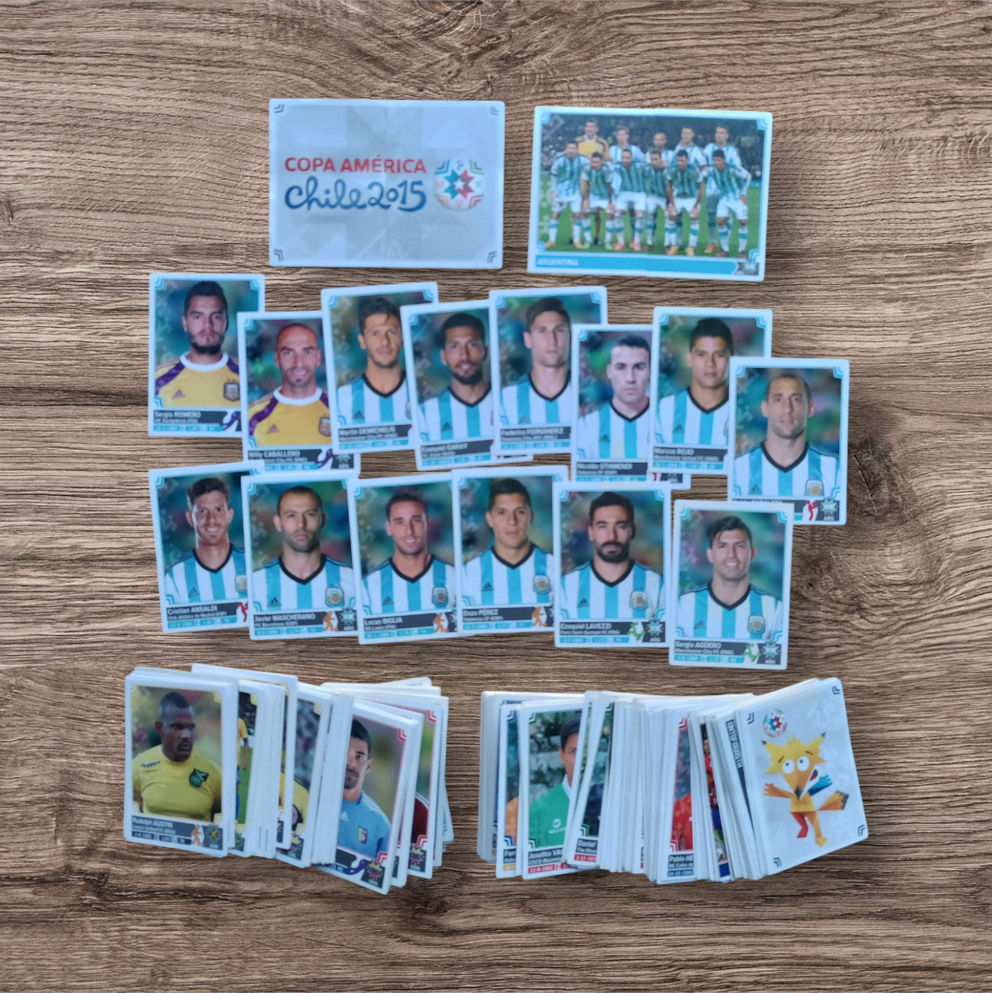 Lote 333 figuritas sin repetir Copa América Chile 2015