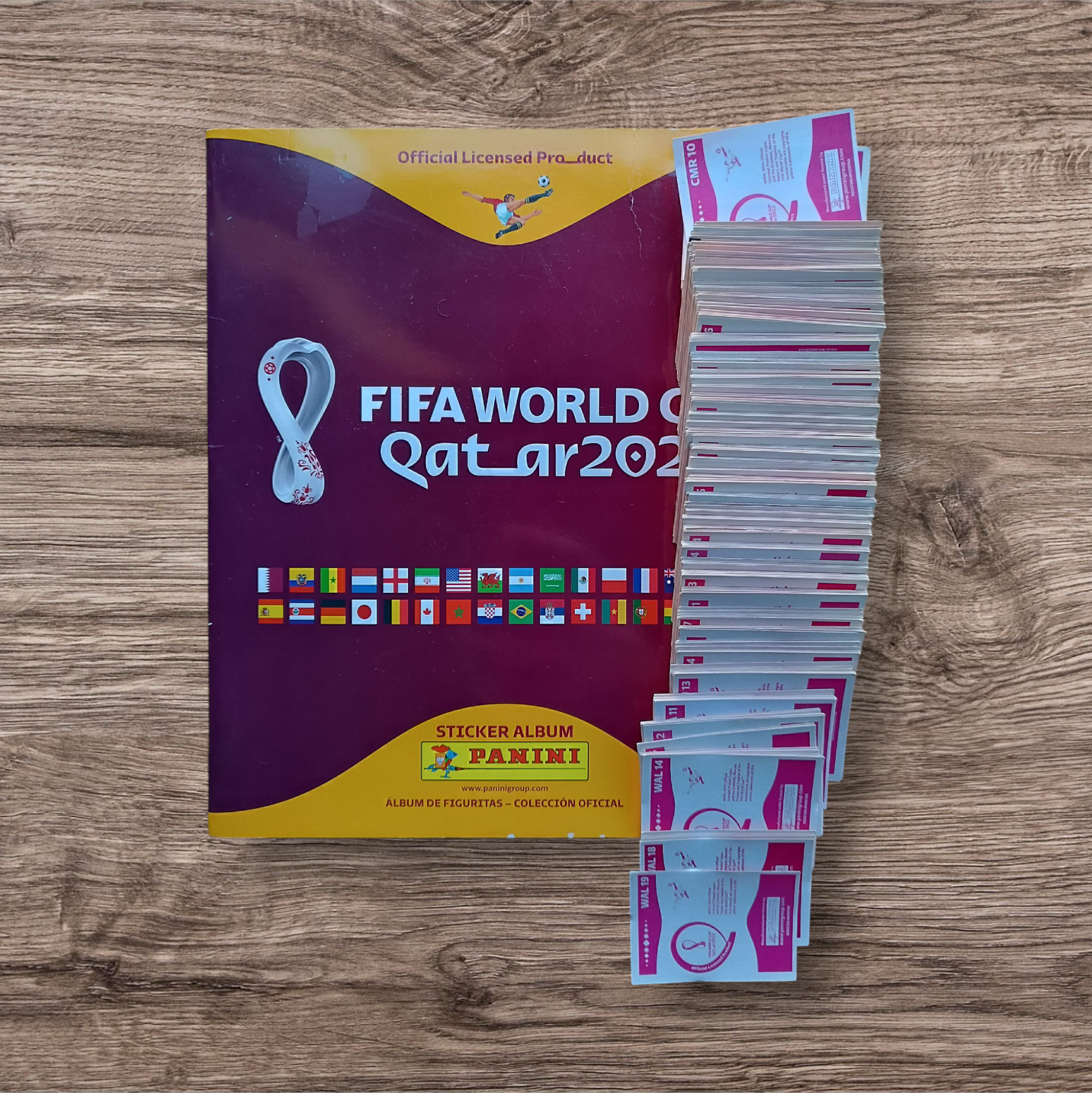 Álbum + 559 figuritas sin repetir Mundial Qatar 2022