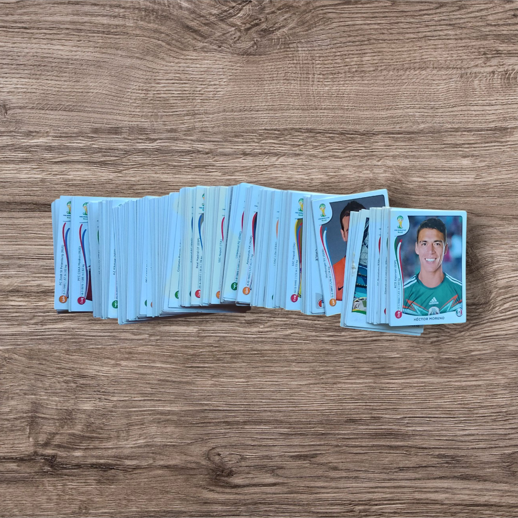 Lote 312 figuritas sin repetir Mundial Brasil 2014