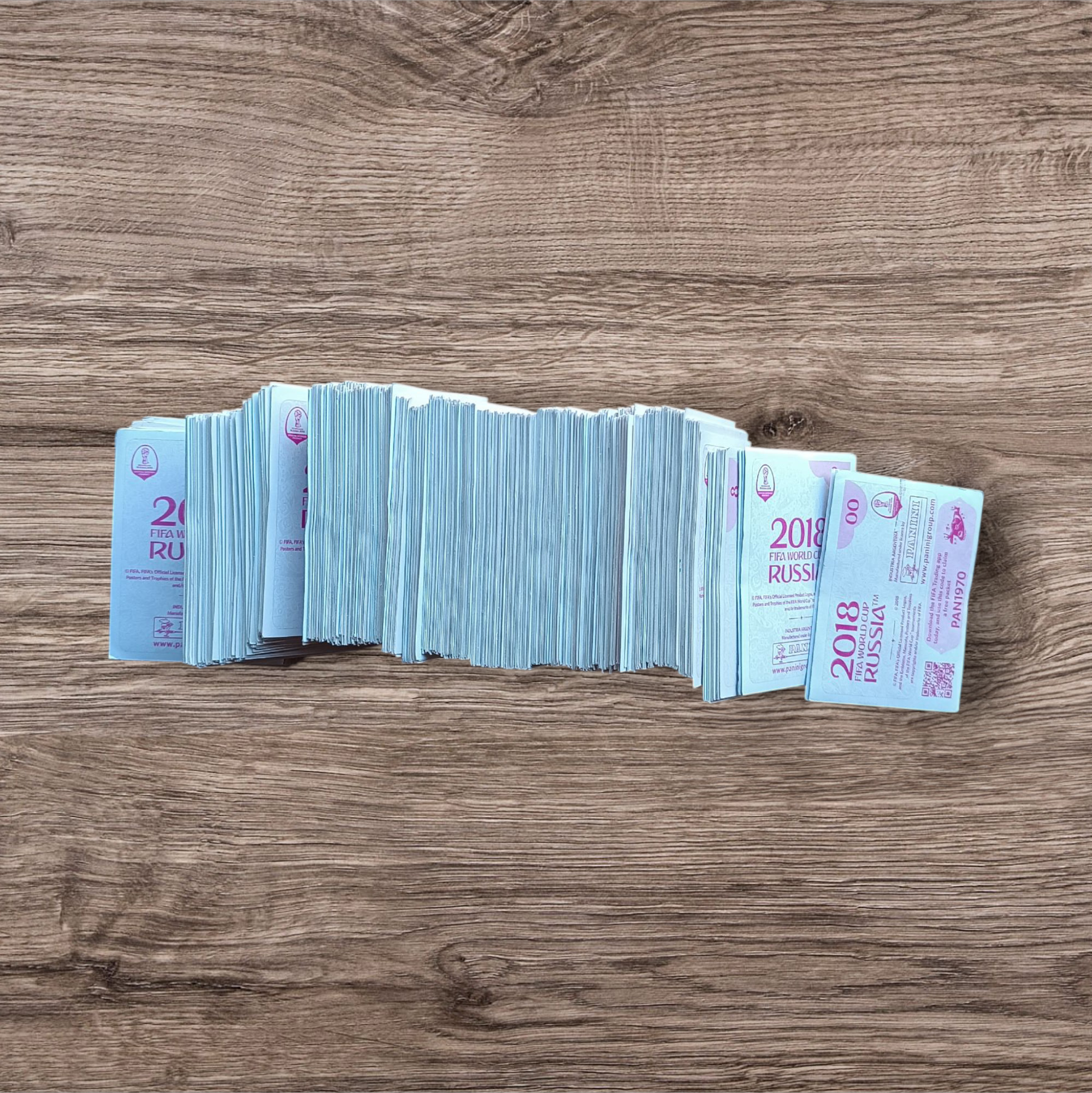 Lotazo épico 656 figuritas sin repetir Mundial Rusia 2018