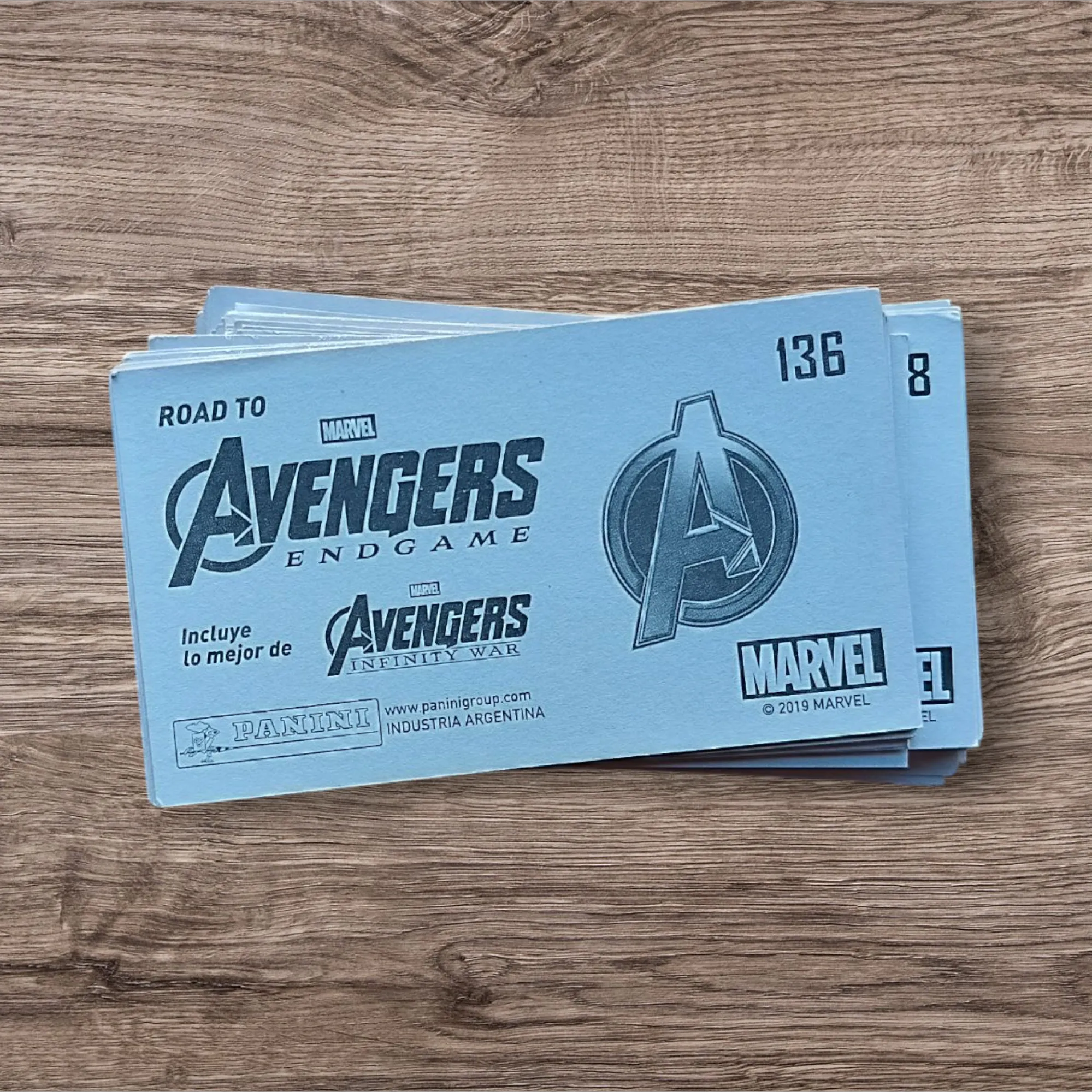 Lote 122 figuritas sin repetir Avengers Endgame