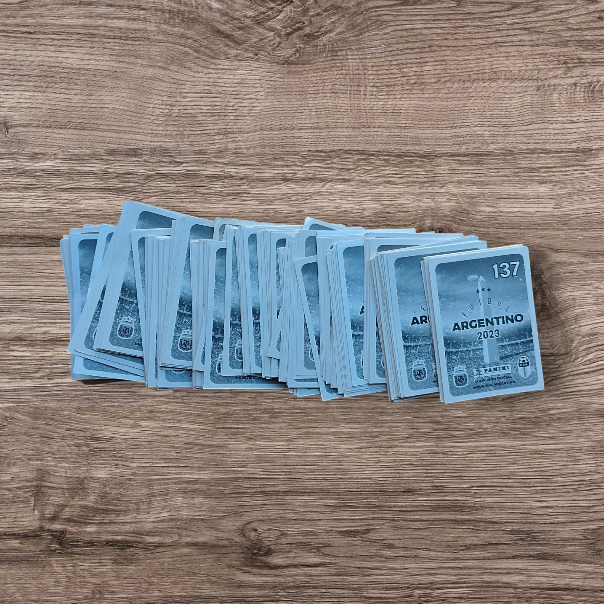 Lote 198 figuritas sin repetir Fútbol Argentino 2023