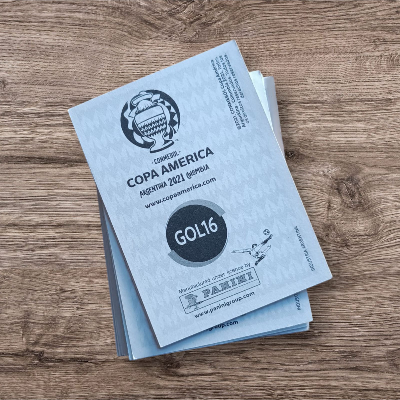 Lote 22 figuritas sin repetir Copa América 2021