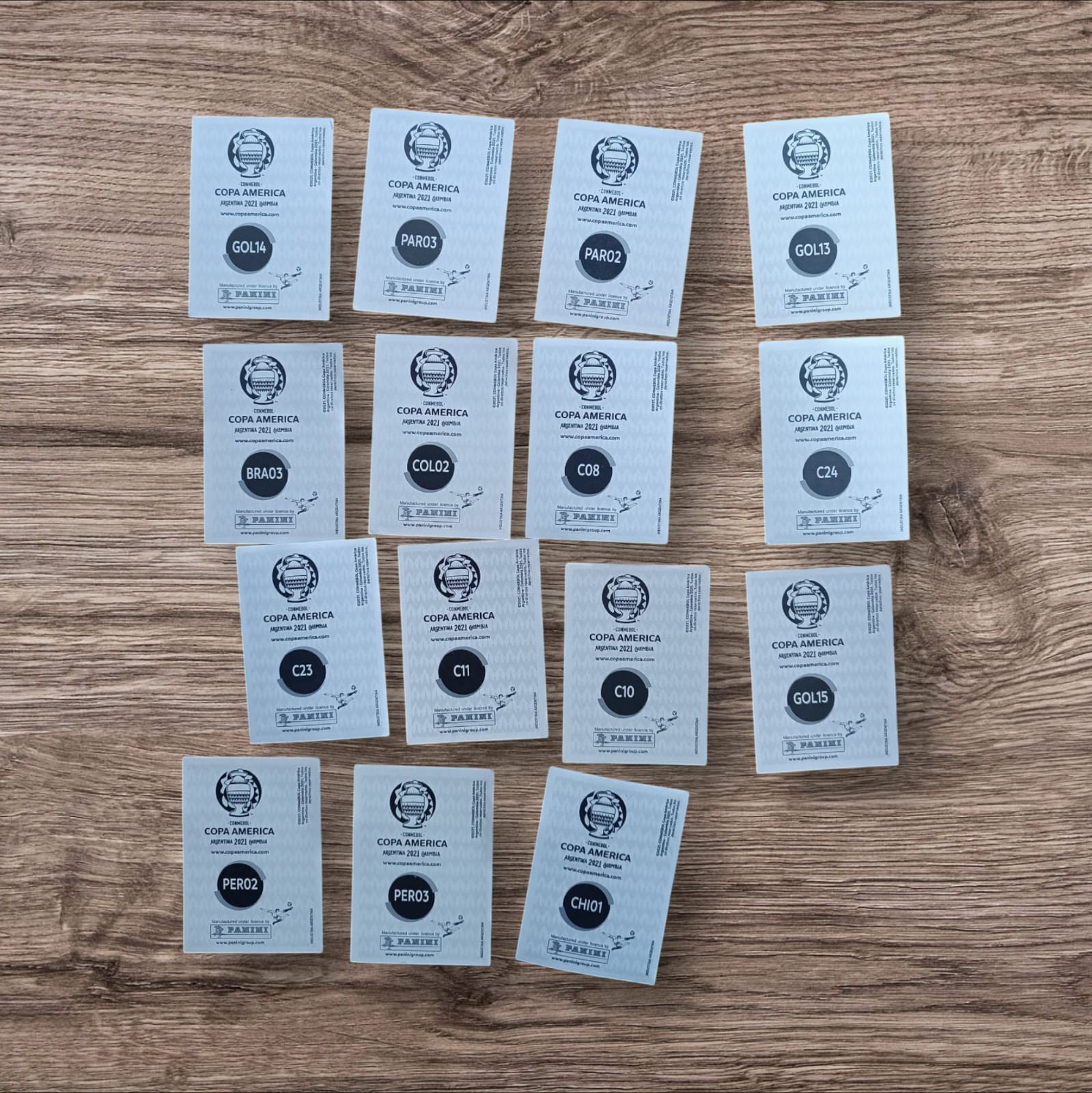 Lote 15 figuritas sin repetir Copa América 2021